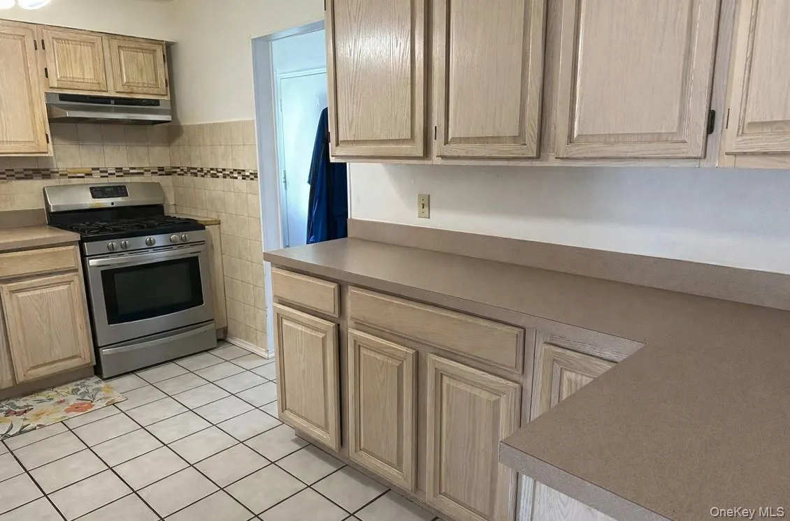 16 Oakdale Avenue, Brookhaven, NY, 3 Bedrooms Bedrooms, 8 Rooms Rooms,2 BathroomsBathrooms,Residential,For Rent,Oakdale,0,957136 16 Oakdale Avenue, Brookhaven, NY, 3 Bedrooms Bedrooms, 8 Rooms Rooms,2 BathroomsBathrooms,Residential,For Rent,Oakdale,0,957136