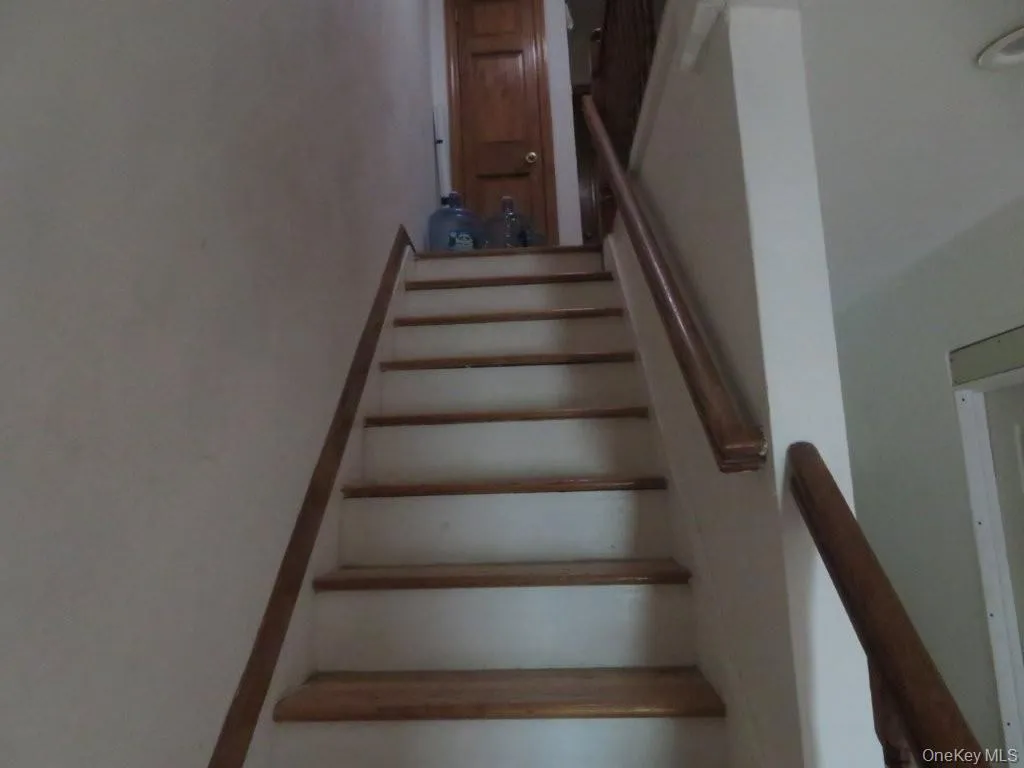 5714 Avenue L, New York, NY, 3 Bedrooms Bedrooms, 7 Rooms Rooms,1 BathroomBathrooms,Residential,For Rent,Avenue L,0,957141 5714 Avenue L, New York, NY, 3 Bedrooms Bedrooms, 7 Rooms Rooms,1 BathroomBathrooms,Residential,For Rent,Avenue L,0,957141