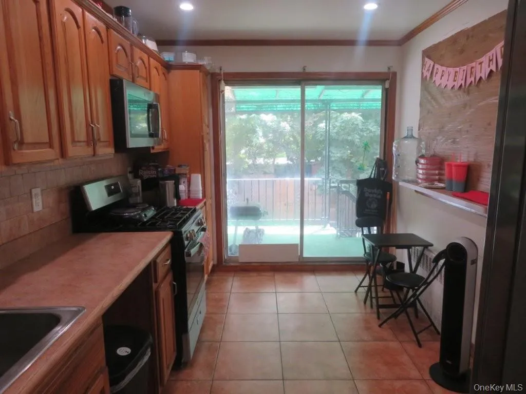 5714 Avenue L, New York, NY, 3 Bedrooms Bedrooms, 7 Rooms Rooms,1 BathroomBathrooms,Residential,For Rent,Avenue L,0,957141 5714 Avenue L, New York, NY, 3 Bedrooms Bedrooms, 7 Rooms Rooms,1 BathroomBathrooms,Residential,For Rent,Avenue L,0,957141