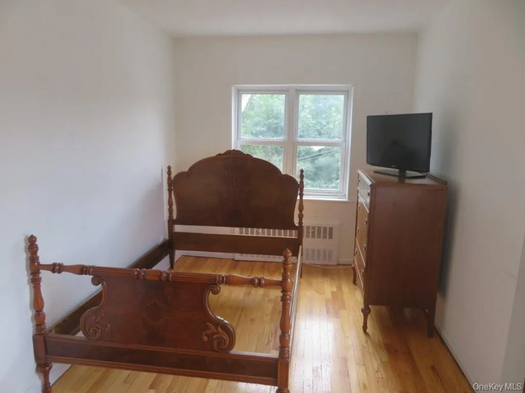 5714 Avenue L, New York, NY, 3 Bedrooms Bedrooms, 7 Rooms Rooms,1 BathroomBathrooms,Residential,For Rent,Avenue L,0,957141 5714 Avenue L, New York, NY, 3 Bedrooms Bedrooms, 7 Rooms Rooms,1 BathroomBathrooms,Residential,For Rent,Avenue L,0,957141