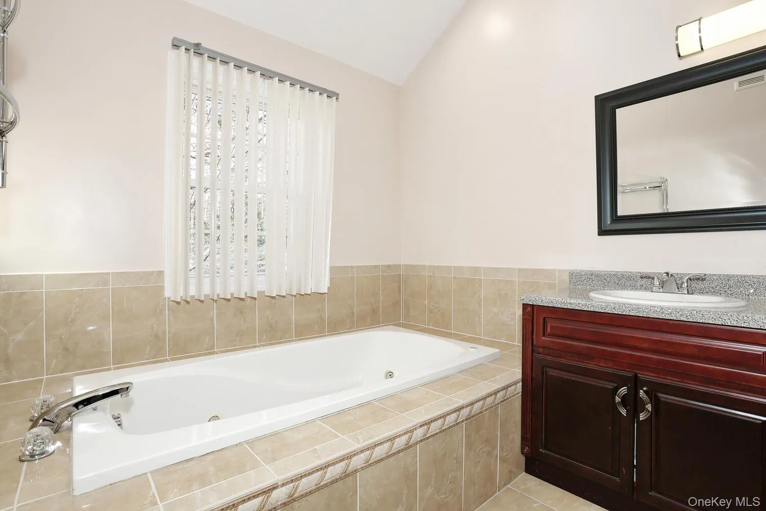3 Polo Court, Ramapo, NY, 4 Bedrooms Bedrooms, 8 Rooms Rooms,3 BathroomsBathrooms,Residential,For Rent,Polo,0,957173 3 Polo Court, Ramapo, NY, 4 Bedrooms Bedrooms, 8 Rooms Rooms,3 BathroomsBathrooms,Residential,For Rent,Polo,0,957173