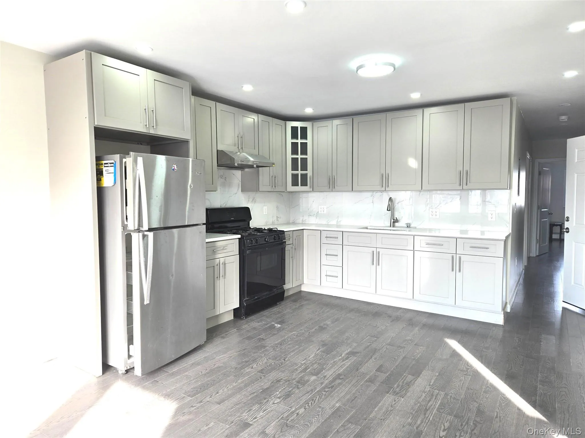 8737 132nd Street, New York, NY, 3 Bedrooms Bedrooms, 6 Rooms Rooms,2 BathroomsBathrooms,Residential Lease,For Rent,132nd,0,957184 8737 132nd Street, New York, NY, 3 Bedrooms Bedrooms, 6 Rooms Rooms,2 BathroomsBathrooms,Residential Lease,For Rent,132nd,0,957184