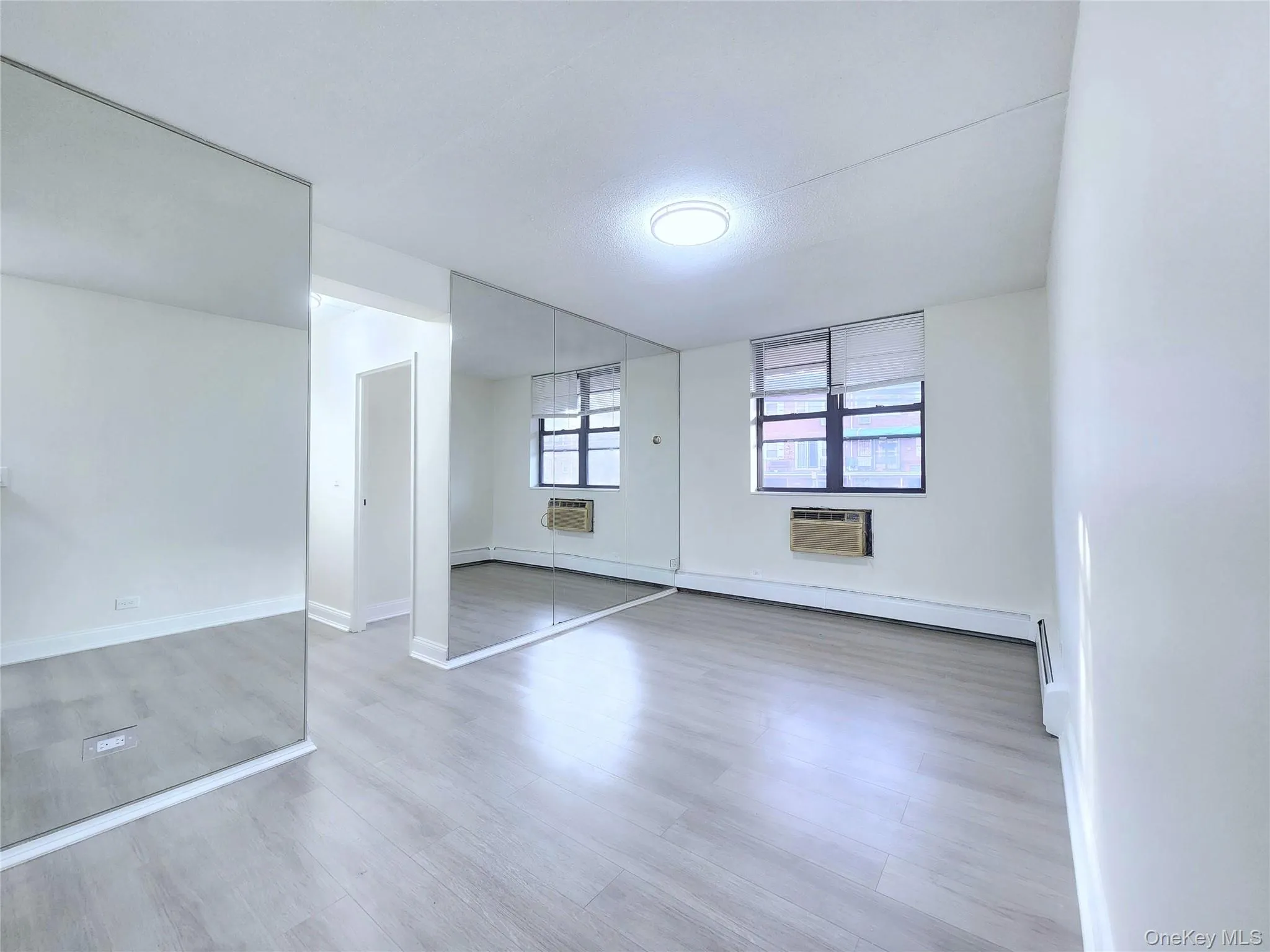 144-63 37 Avenue, New York, NY, 2 Bedrooms Bedrooms, 4 Rooms Rooms,1 BathroomBathrooms,Residential Sale,For Rent,37,0,957195 144-63 37 Avenue, New York, NY, 2 Bedrooms Bedrooms, 4 Rooms Rooms,1 BathroomBathrooms,Residential Sale,For Rent,37,0,957195