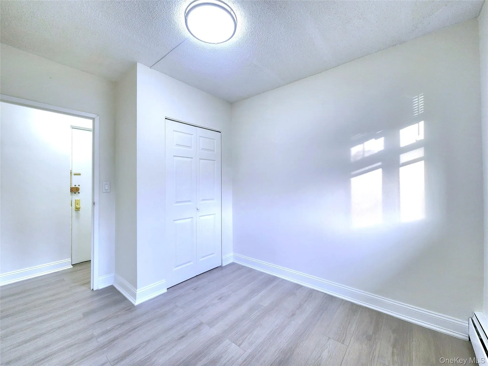 144-63 37 Avenue, New York, NY, 2 Bedrooms Bedrooms, 4 Rooms Rooms,1 BathroomBathrooms,Residential Sale,For Rent,37,0,957195 144-63 37 Avenue, New York, NY, 2 Bedrooms Bedrooms, 4 Rooms Rooms,1 BathroomBathrooms,Residential Sale,For Rent,37,0,957195