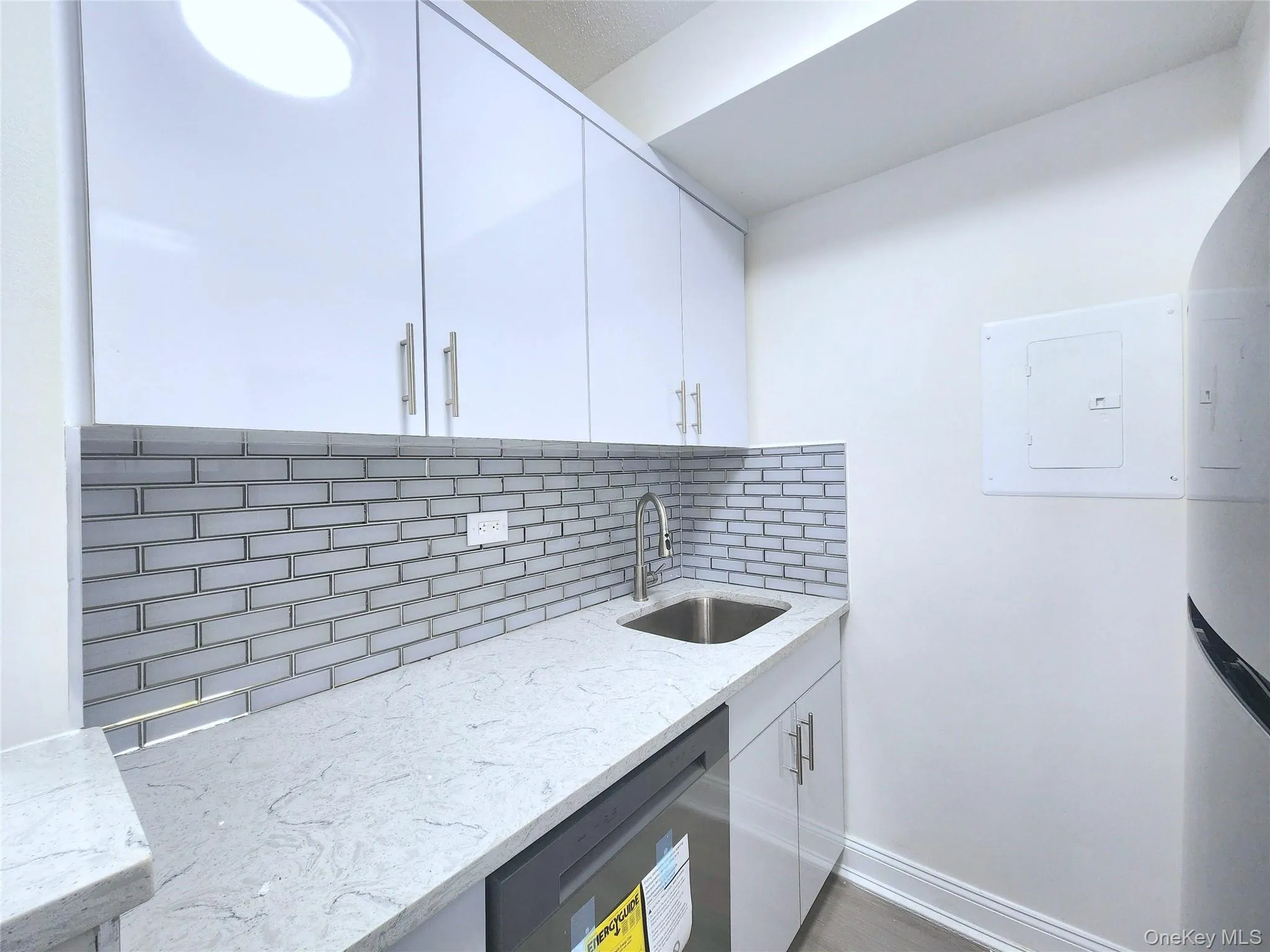 144-63 37 Avenue, New York, NY, 2 Bedrooms Bedrooms, 4 Rooms Rooms,1 BathroomBathrooms,Residential Sale,For Rent,37,0,957195 144-63 37 Avenue, New York, NY, 2 Bedrooms Bedrooms, 4 Rooms Rooms,1 BathroomBathrooms,Residential Sale,For Rent,37,0,957195