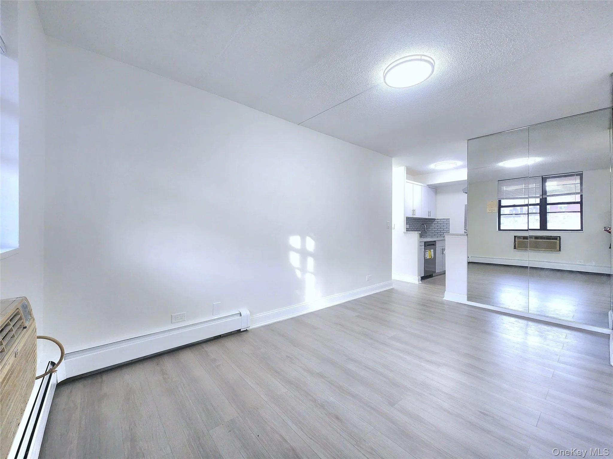 144-63 37 Avenue, New York, NY, 2 Bedrooms Bedrooms, 4 Rooms Rooms,1 BathroomBathrooms,Residential Sale,For Rent,37,0,957195 144-63 37 Avenue, New York, NY, 2 Bedrooms Bedrooms, 4 Rooms Rooms,1 BathroomBathrooms,Residential Sale,For Rent,37,0,957195