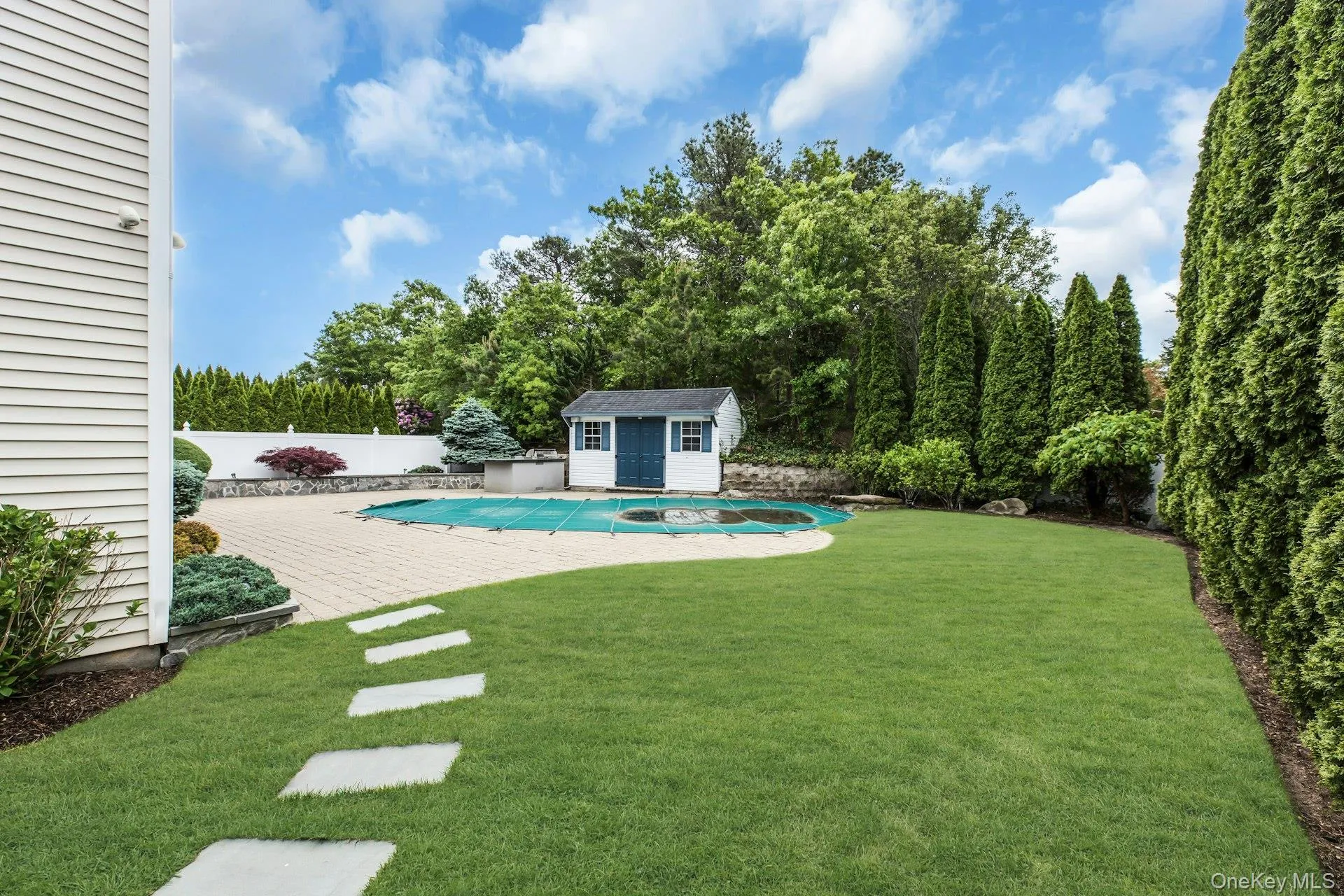 10 Shady View Crossing, Brookhaven, NY, 4 Bedrooms Bedrooms, 8 Rooms Rooms,3 BathroomsBathrooms,Residential,For Rent,Shady View,0,957197 10 Shady View Crossing, Brookhaven, NY, 4 Bedrooms Bedrooms, 8 Rooms Rooms,3 BathroomsBathrooms,Residential,For Rent,Shady View,0,957197