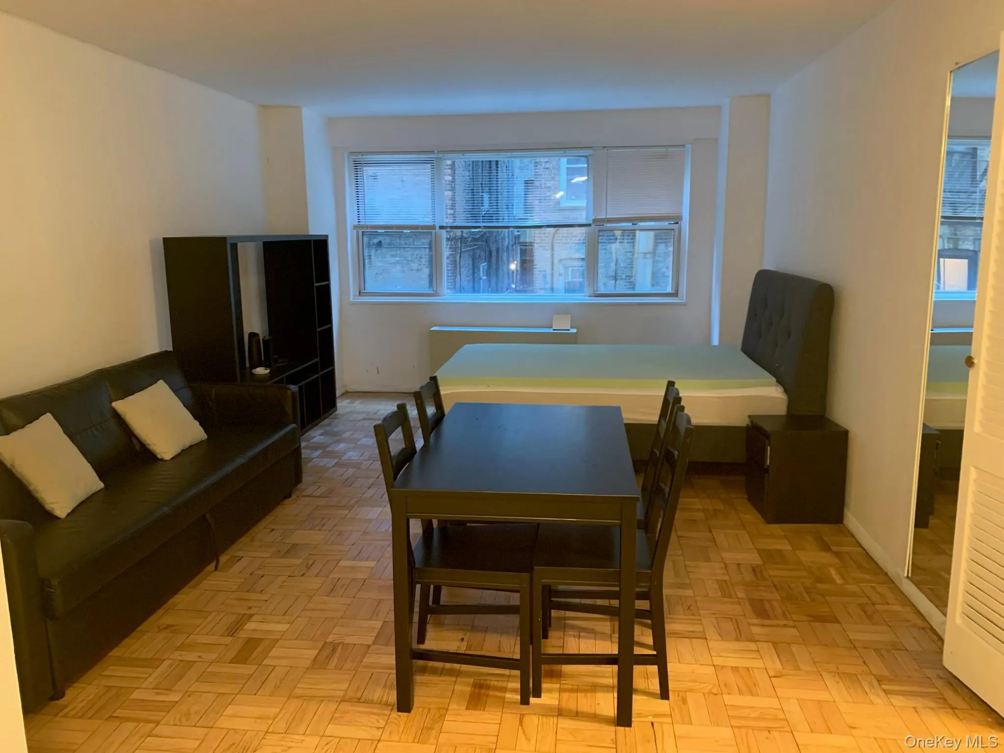 321 48th Street, New York, NY, ,1 BathroomBathrooms,Residential Lease,For Rent,48th,0,957200 321 48th Street, New York, NY, ,1 BathroomBathrooms,Residential Lease,For Rent,48th,0,957200