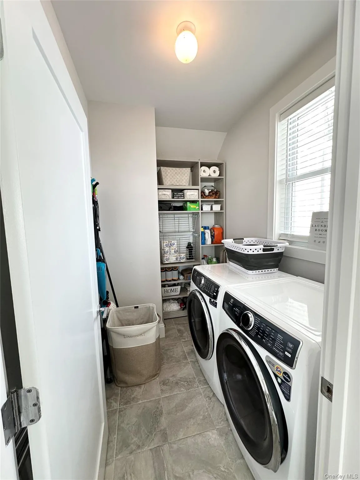 311 Marina Pointe Drive, Hempstead, NY, 2 Bedrooms Bedrooms, 5 Rooms Rooms,2 BathroomsBathrooms,Residential Lease,For Rent,Marina Pointe,0,957216 311 Marina Pointe Drive, Hempstead, NY, 2 Bedrooms Bedrooms, 5 Rooms Rooms,2 BathroomsBathrooms,Residential Lease,For Rent,Marina Pointe,0,957216