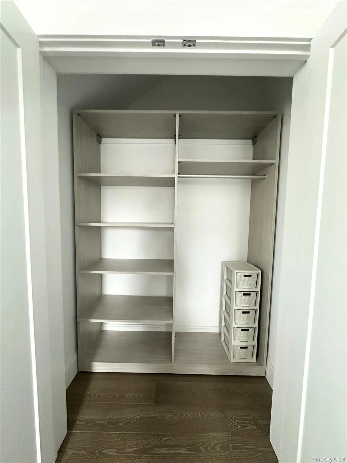 311 Marina Pointe Drive, Hempstead, NY, 2 Bedrooms Bedrooms, 5 Rooms Rooms,2 BathroomsBathrooms,Residential Lease,For Rent,Marina Pointe,0,957216 311 Marina Pointe Drive, Hempstead, NY, 2 Bedrooms Bedrooms, 5 Rooms Rooms,2 BathroomsBathrooms,Residential Lease,For Rent,Marina Pointe,0,957216