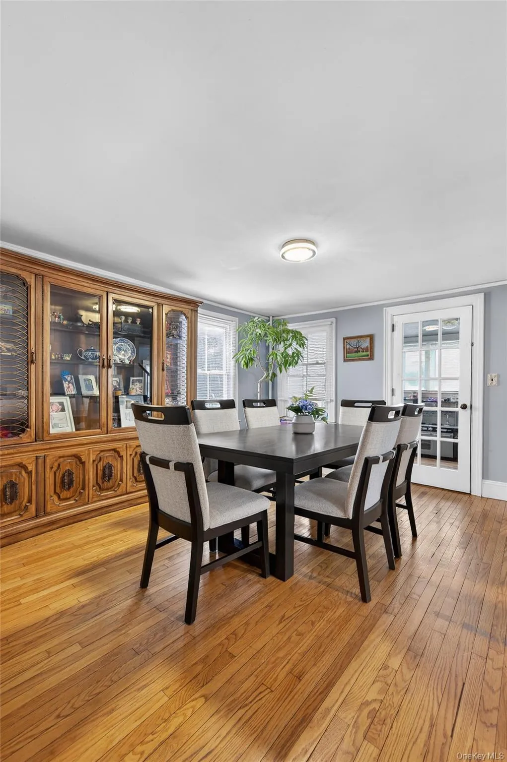 Formal Dining Room with hardwood floors and plenty of space for enjoyable entertaining or intimate dining. Formal Dining Room with hardwood floors and plenty of space for enjoyable entertaining or intimate dining.