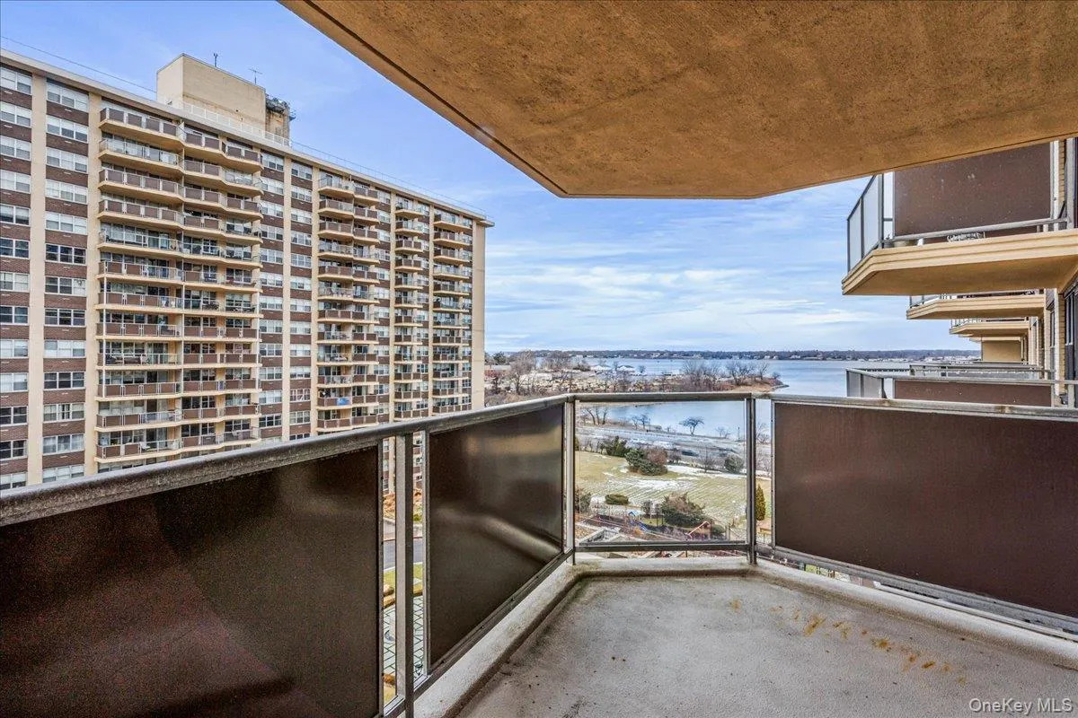 18-05 215th Street, New York, NY, 1 Bedroom Bedrooms, 3 Rooms Rooms,1 BathroomBathrooms,Residential,For Rent,215th,0,957227 18-05 215th Street, New York, NY, 1 Bedroom Bedrooms, 3 Rooms Rooms,1 BathroomBathrooms,Residential,For Rent,215th,0,957227