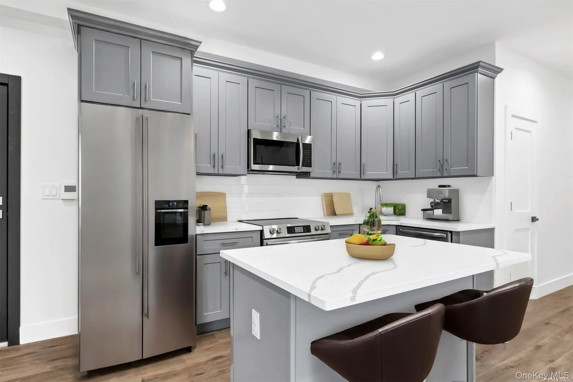 533 Greenwich Street, Hempstead, NY, 3 Bedrooms Bedrooms, 5 Rooms Rooms,2 BathroomsBathrooms,Residential Lease,For Rent,Greenwich,0,957271 533 Greenwich Street, Hempstead, NY, 3 Bedrooms Bedrooms, 5 Rooms Rooms,2 BathroomsBathrooms,Residential Lease,For Rent,Greenwich,0,957271