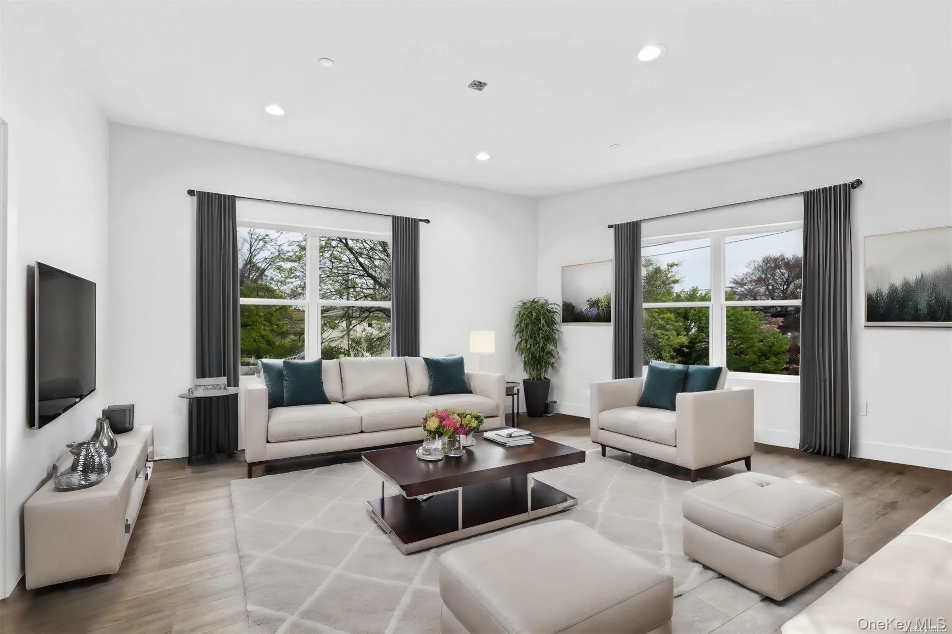 533 Greenwich Street, Hempstead, NY, 3 Bedrooms Bedrooms, 5 Rooms Rooms,2 BathroomsBathrooms,Residential Lease,For Rent,Greenwich,0,957271 533 Greenwich Street, Hempstead, NY, 3 Bedrooms Bedrooms, 5 Rooms Rooms,2 BathroomsBathrooms,Residential Lease,For Rent,Greenwich,0,957271