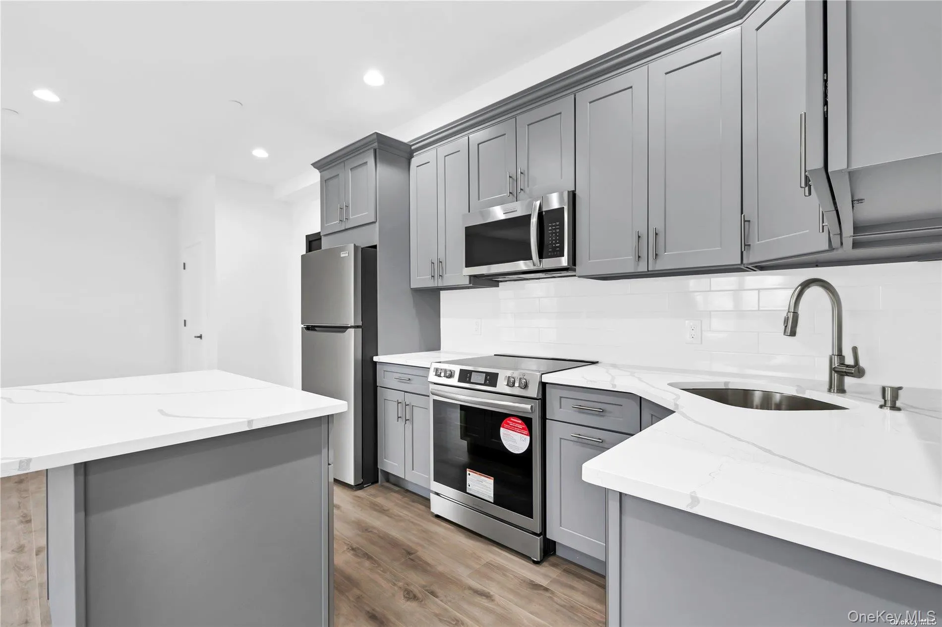 533 Greenwich Street, Hempstead, NY, 3 Bedrooms Bedrooms, 5 Rooms Rooms,2 BathroomsBathrooms,Residential Lease,For Rent,Greenwich,0,957271 533 Greenwich Street, Hempstead, NY, 3 Bedrooms Bedrooms, 5 Rooms Rooms,2 BathroomsBathrooms,Residential Lease,For Rent,Greenwich,0,957271