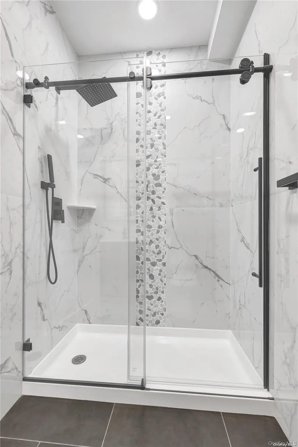 533 Greenwich Street, Hempstead, NY, 3 Bedrooms Bedrooms, 5 Rooms Rooms,2 BathroomsBathrooms,Residential Lease,For Rent,Greenwich,0,957271 533 Greenwich Street, Hempstead, NY, 3 Bedrooms Bedrooms, 5 Rooms Rooms,2 BathroomsBathrooms,Residential Lease,For Rent,Greenwich,0,957271