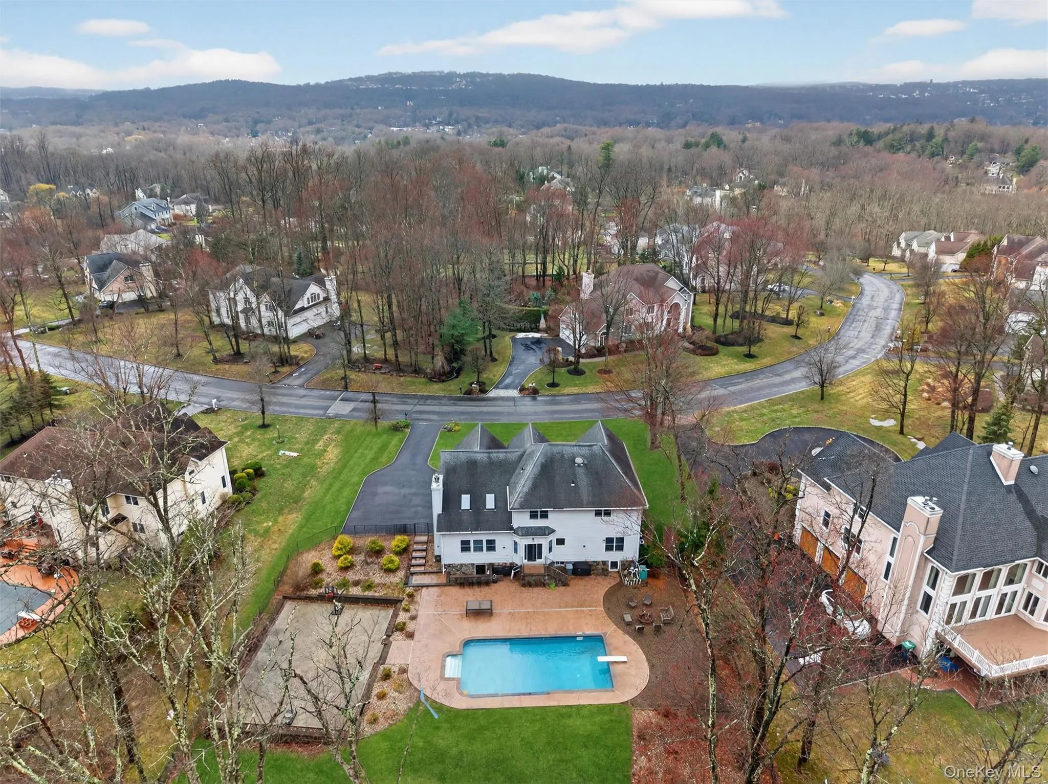 43 Greenwich Avenue, Woodbury, NY, 5 Bedrooms Bedrooms, 14 Rooms Rooms,4 BathroomsBathrooms,Residential,For Rent,Greenwich,0,957281 43 Greenwich Avenue, Woodbury, NY, 5 Bedrooms Bedrooms, 14 Rooms Rooms,4 BathroomsBathrooms,Residential,For Rent,Greenwich,0,957281