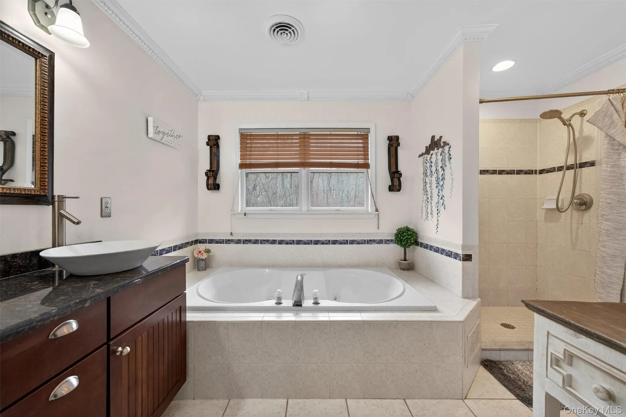43 Greenwich Avenue, Woodbury, NY, 5 Bedrooms Bedrooms, 14 Rooms Rooms,4 BathroomsBathrooms,Residential,For Rent,Greenwich,0,957281 43 Greenwich Avenue, Woodbury, NY, 5 Bedrooms Bedrooms, 14 Rooms Rooms,4 BathroomsBathrooms,Residential,For Rent,Greenwich,0,957281