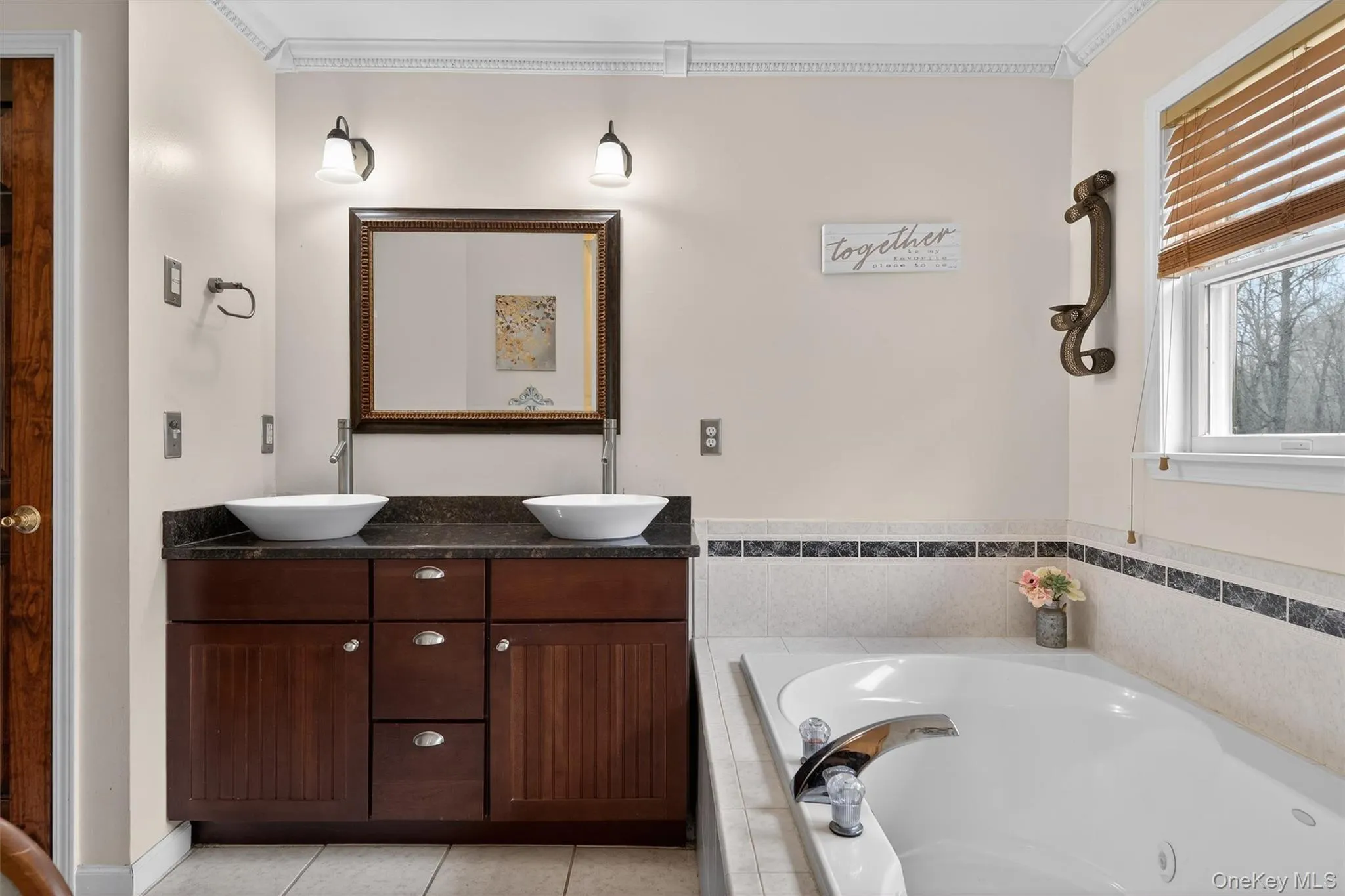 43 Greenwich Avenue, Woodbury, NY, 5 Bedrooms Bedrooms, 14 Rooms Rooms,4 BathroomsBathrooms,Residential,For Rent,Greenwich,0,957281 43 Greenwich Avenue, Woodbury, NY, 5 Bedrooms Bedrooms, 14 Rooms Rooms,4 BathroomsBathrooms,Residential,For Rent,Greenwich,0,957281