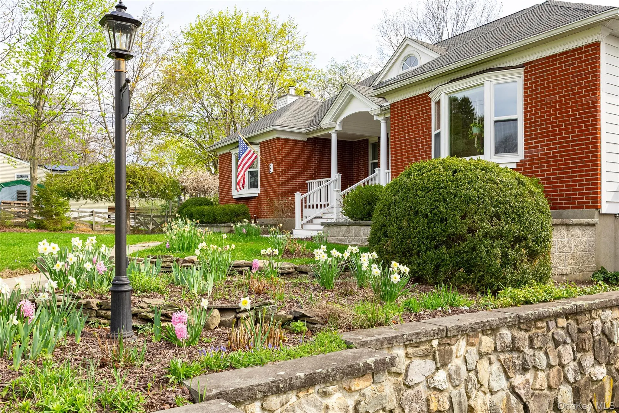 Stone retaining wall and flowers Stone retaining wall and flowers