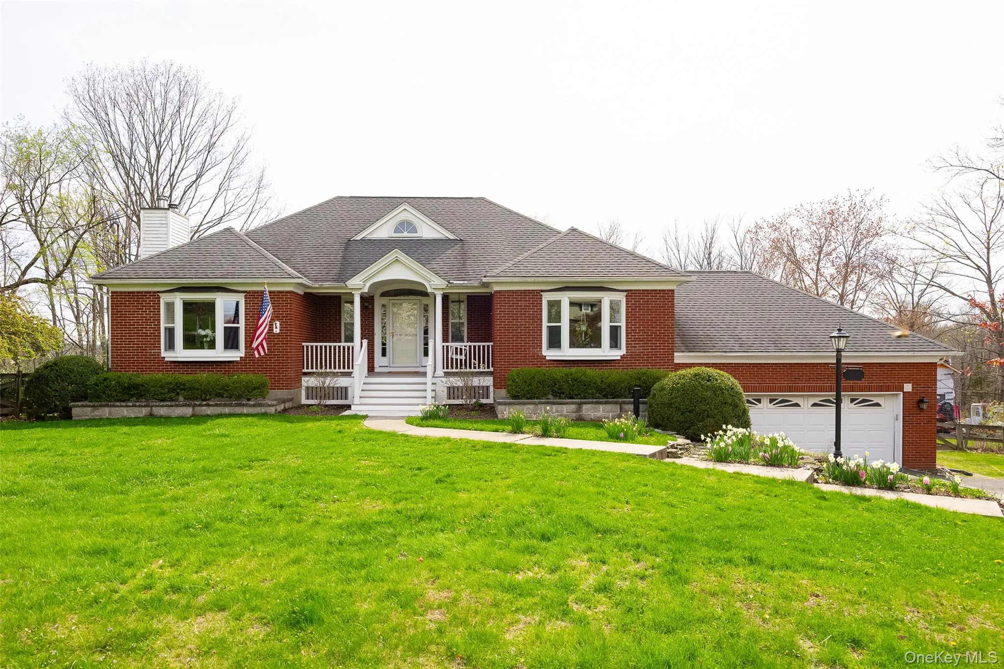 Great curb appeal Great curb appeal