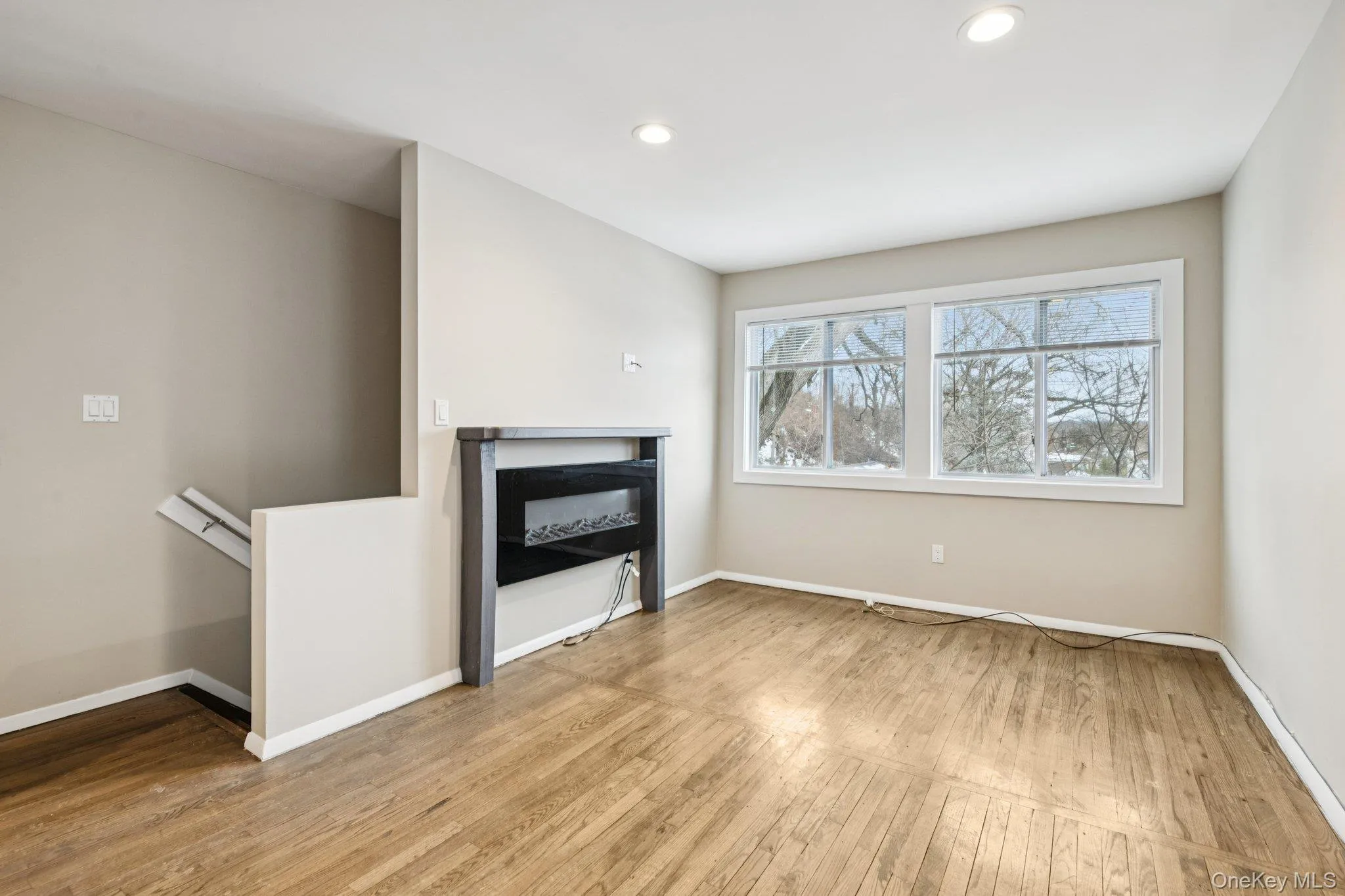 60 Marwood Road, North Hempstead, NY, 2 Bedrooms Bedrooms, 7 Rooms Rooms,3 BathroomsBathrooms,Residential Lease,For Rent,Marwood,0,957288 60 Marwood Road, North Hempstead, NY, 2 Bedrooms Bedrooms, 7 Rooms Rooms,3 BathroomsBathrooms,Residential Lease,For Rent,Marwood,0,957288