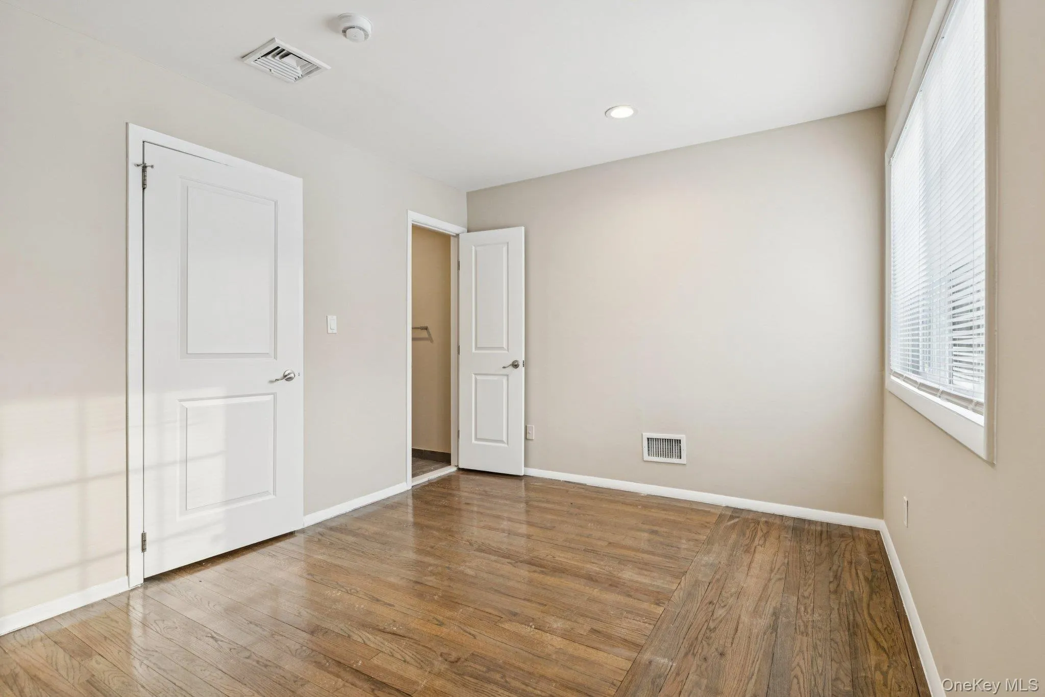 60 Marwood Road, North Hempstead, NY, 2 Bedrooms Bedrooms, 7 Rooms Rooms,3 BathroomsBathrooms,Residential Lease,For Rent,Marwood,0,957288 60 Marwood Road, North Hempstead, NY, 2 Bedrooms Bedrooms, 7 Rooms Rooms,3 BathroomsBathrooms,Residential Lease,For Rent,Marwood,0,957288