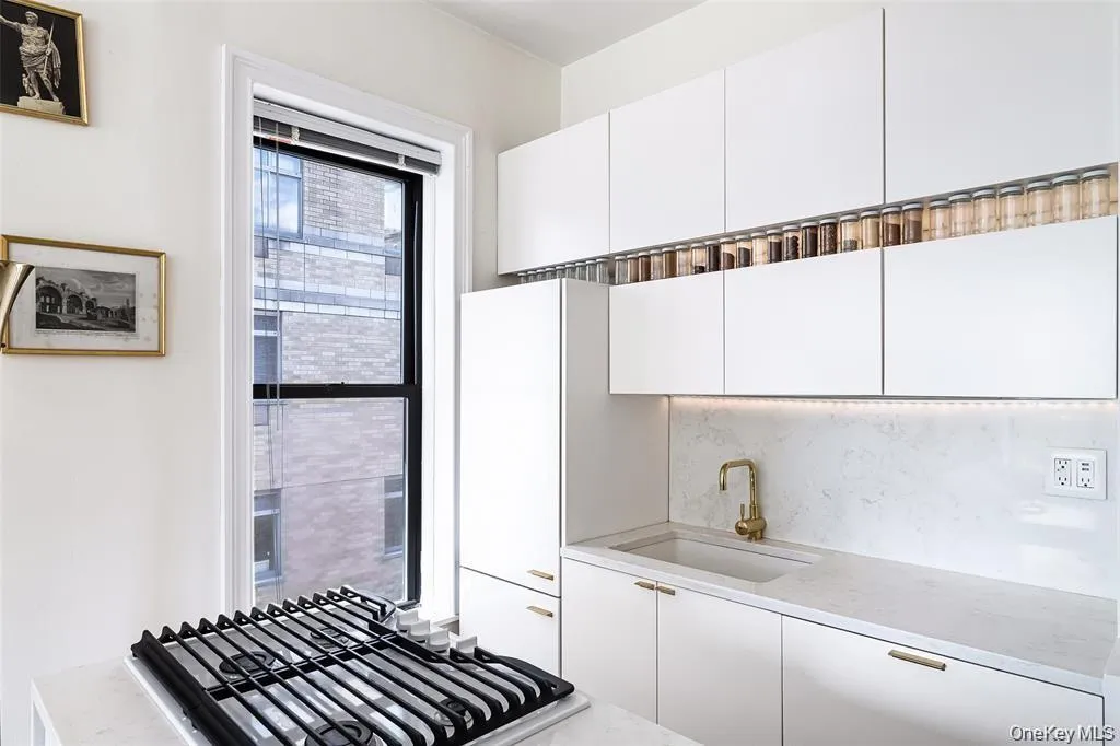 140 Claremont Avenue, New York, NY, 1 Bedroom Bedrooms, 3 Rooms Rooms,1 BathroomBathrooms,Residential Sale,For Rent,Claremont,0,957300 140 Claremont Avenue, New York, NY, 1 Bedroom Bedrooms, 3 Rooms Rooms,1 BathroomBathrooms,Residential Sale,For Rent,Claremont,0,957300