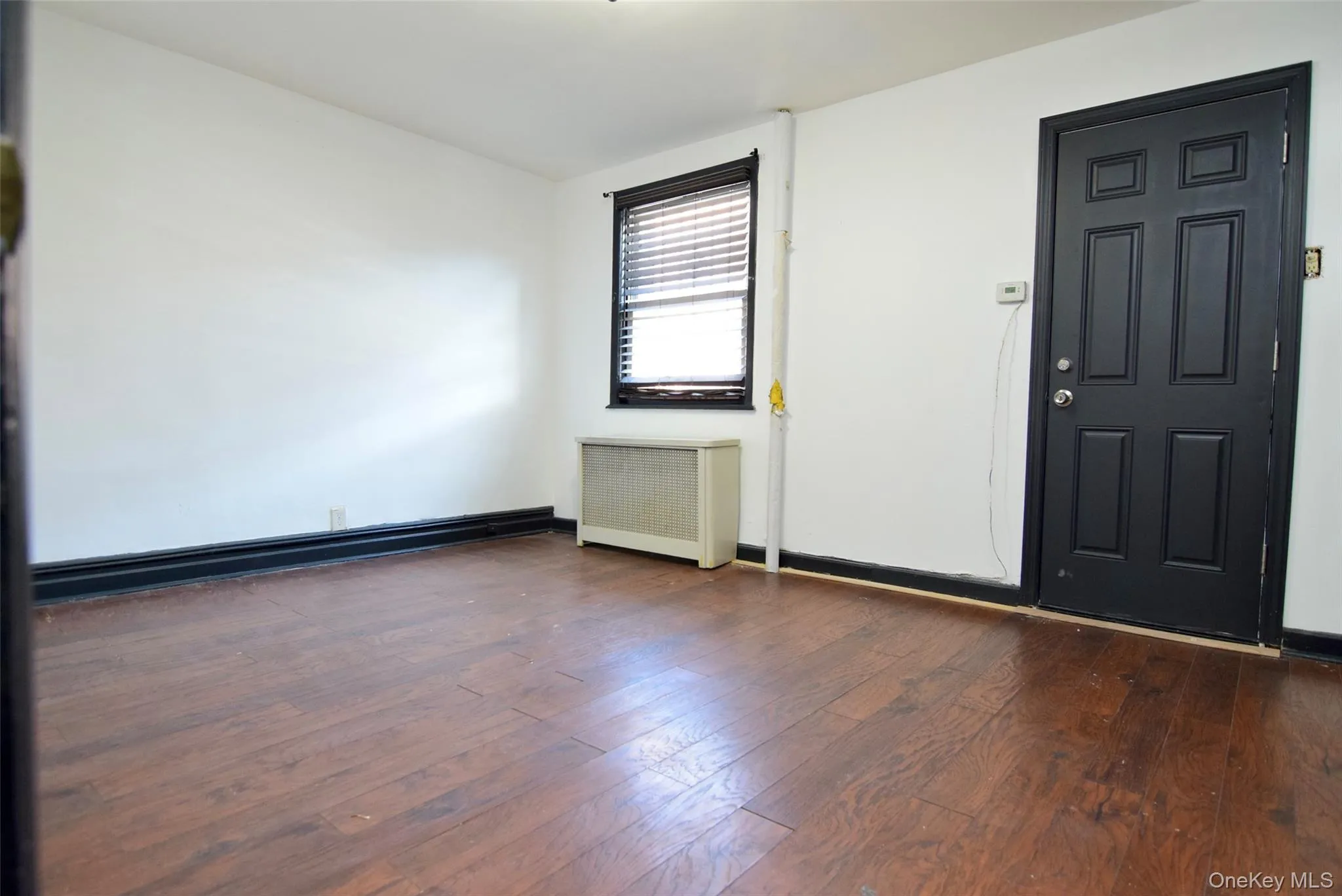 4224 Edson Avenue, New York, NY, 3 Bedrooms Bedrooms, 6 Rooms Rooms,1 BathroomBathrooms,Residential Lease,For Rent,Edson,0,957303 4224 Edson Avenue, New York, NY, 3 Bedrooms Bedrooms, 6 Rooms Rooms,1 BathroomBathrooms,Residential Lease,For Rent,Edson,0,957303