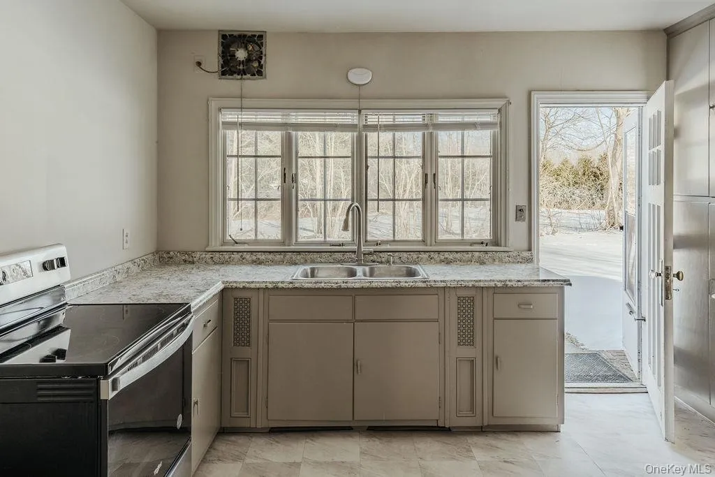 1539 Hollow Road, Clinton, NY, 4 Bedrooms Bedrooms, 7 Rooms Rooms,2 BathroomsBathrooms,Residential Lease,For Rent,Hollow,0,957306 1539 Hollow Road, Clinton, NY, 4 Bedrooms Bedrooms, 7 Rooms Rooms,2 BathroomsBathrooms,Residential Lease,For Rent,Hollow,0,957306