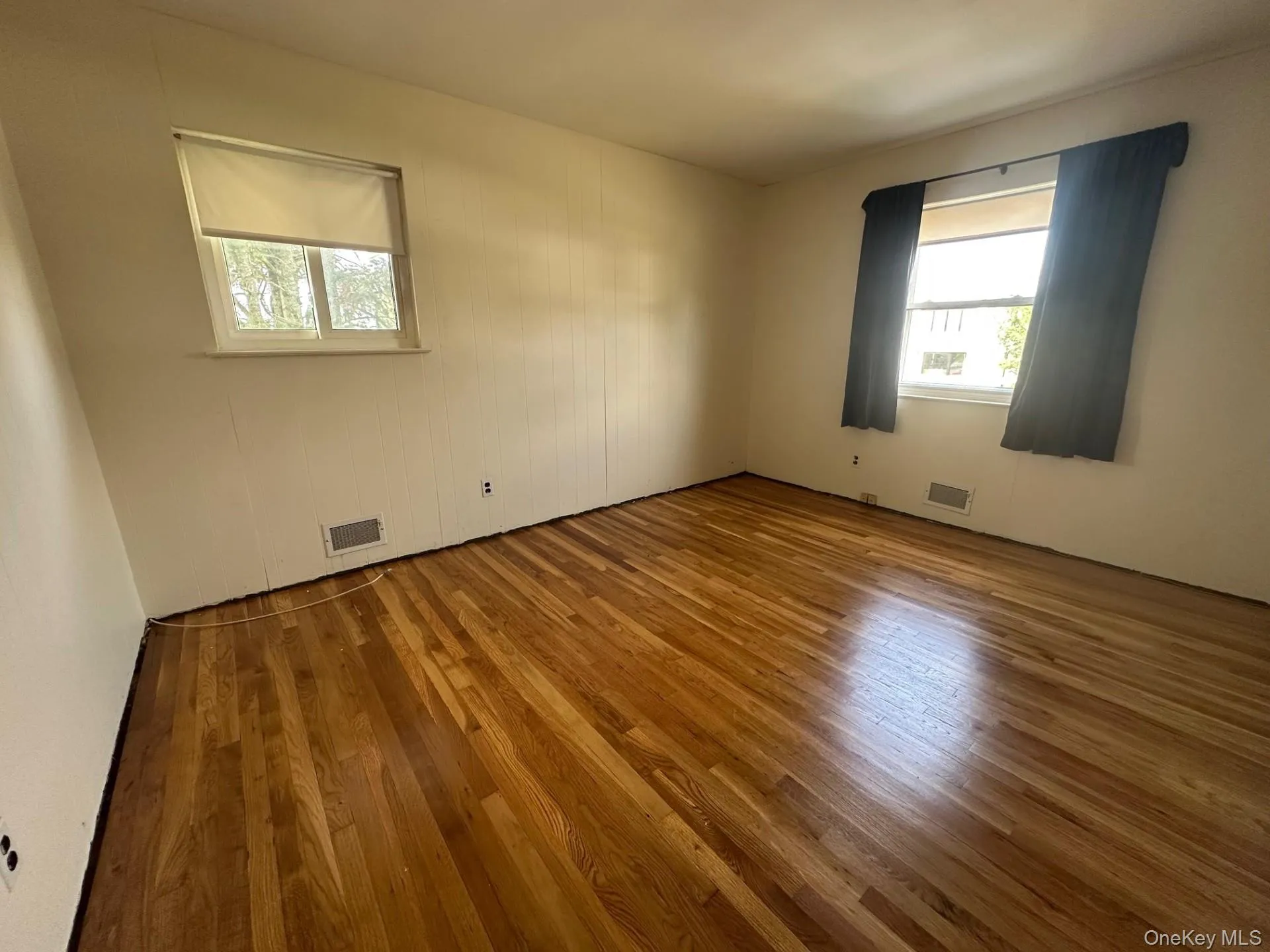 103 Wayne Street, Oyster Bay, NY, 3 Bedrooms Bedrooms, 7 Rooms Rooms,1 BathroomBathrooms,Residential Lease,For Rent,Wayne,0,957316 103 Wayne Street, Oyster Bay, NY, 3 Bedrooms Bedrooms, 7 Rooms Rooms,1 BathroomBathrooms,Residential Lease,For Rent,Wayne,0,957316