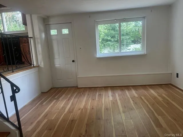 103 Wayne Street, Oyster Bay, NY, 3 Bedrooms Bedrooms, 7 Rooms Rooms,1 BathroomBathrooms,Residential Lease,For Rent,Wayne,0,957316 103 Wayne Street, Oyster Bay, NY, 3 Bedrooms Bedrooms, 7 Rooms Rooms,1 BathroomBathrooms,Residential Lease,For Rent,Wayne,0,957316