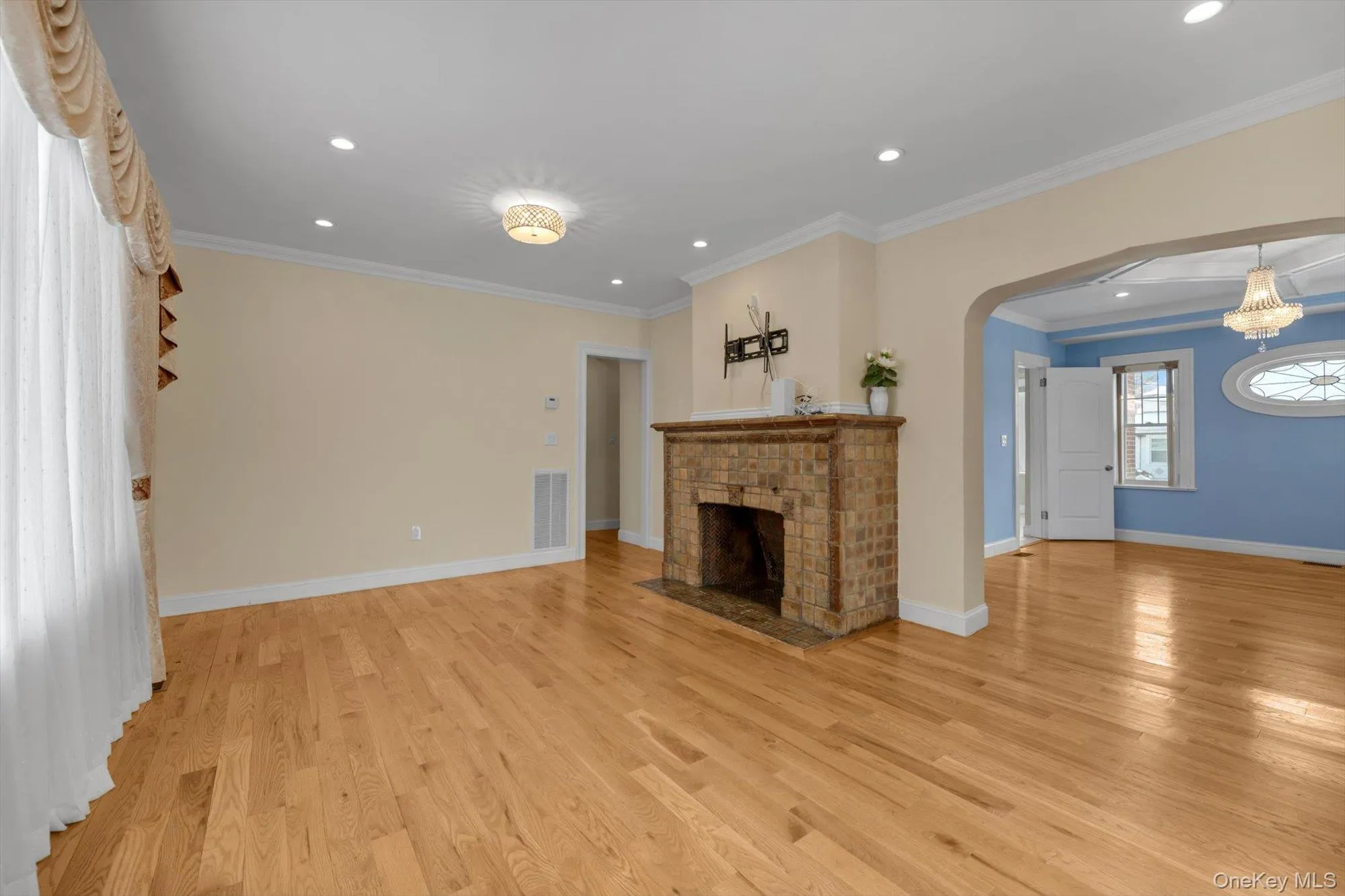 109-39 194th Street, New York, NY, 4 Bedrooms Bedrooms, 10 Rooms Rooms,4 BathroomsBathrooms,Residential,For Rent,194th,0,957327 109-39 194th Street, New York, NY, 4 Bedrooms Bedrooms, 10 Rooms Rooms,4 BathroomsBathrooms,Residential,For Rent,194th,0,957327