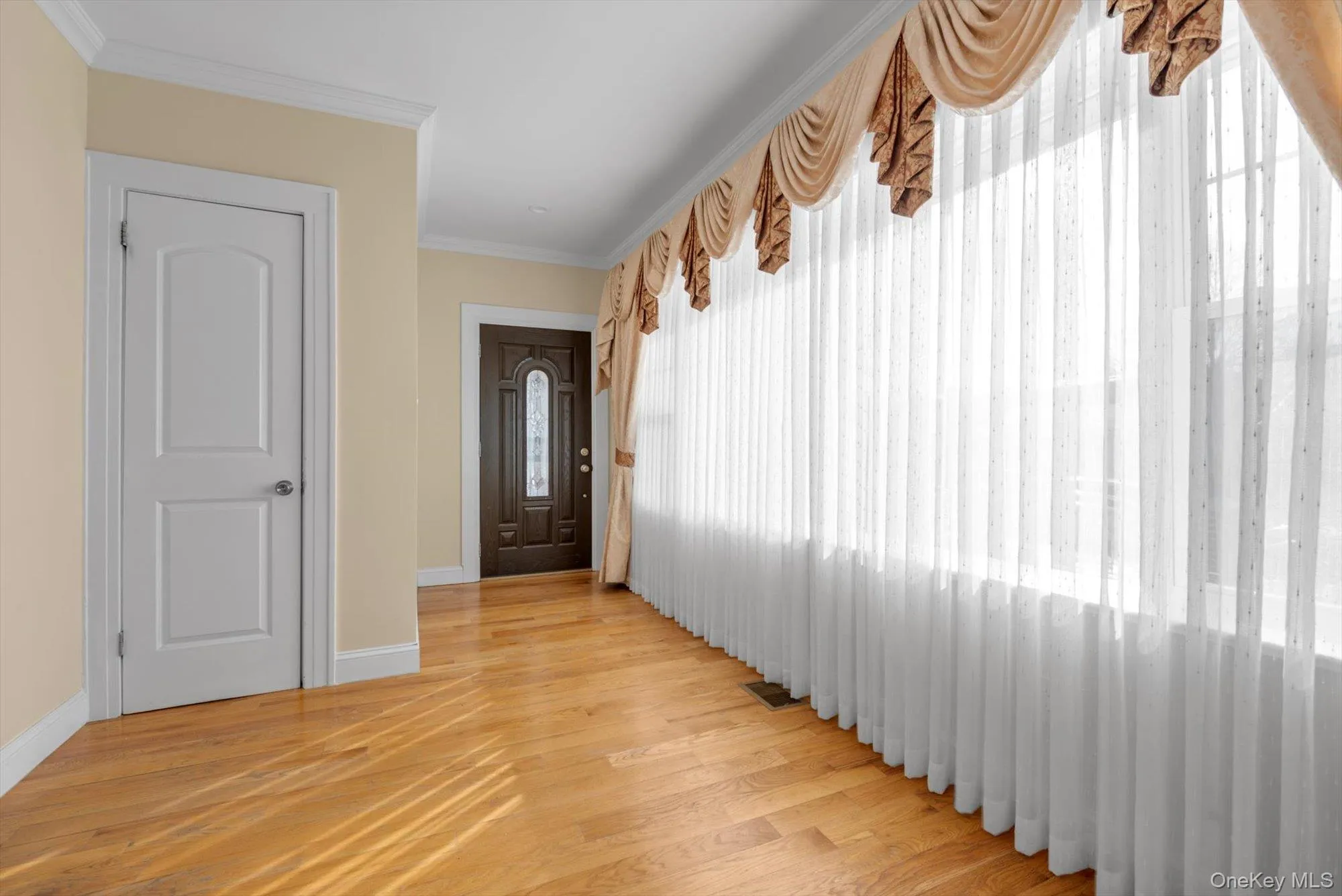 109-39 194th Street, New York, NY, 4 Bedrooms Bedrooms, 10 Rooms Rooms,4 BathroomsBathrooms,Residential,For Rent,194th,0,957327 109-39 194th Street, New York, NY, 4 Bedrooms Bedrooms, 10 Rooms Rooms,4 BathroomsBathrooms,Residential,For Rent,194th,0,957327