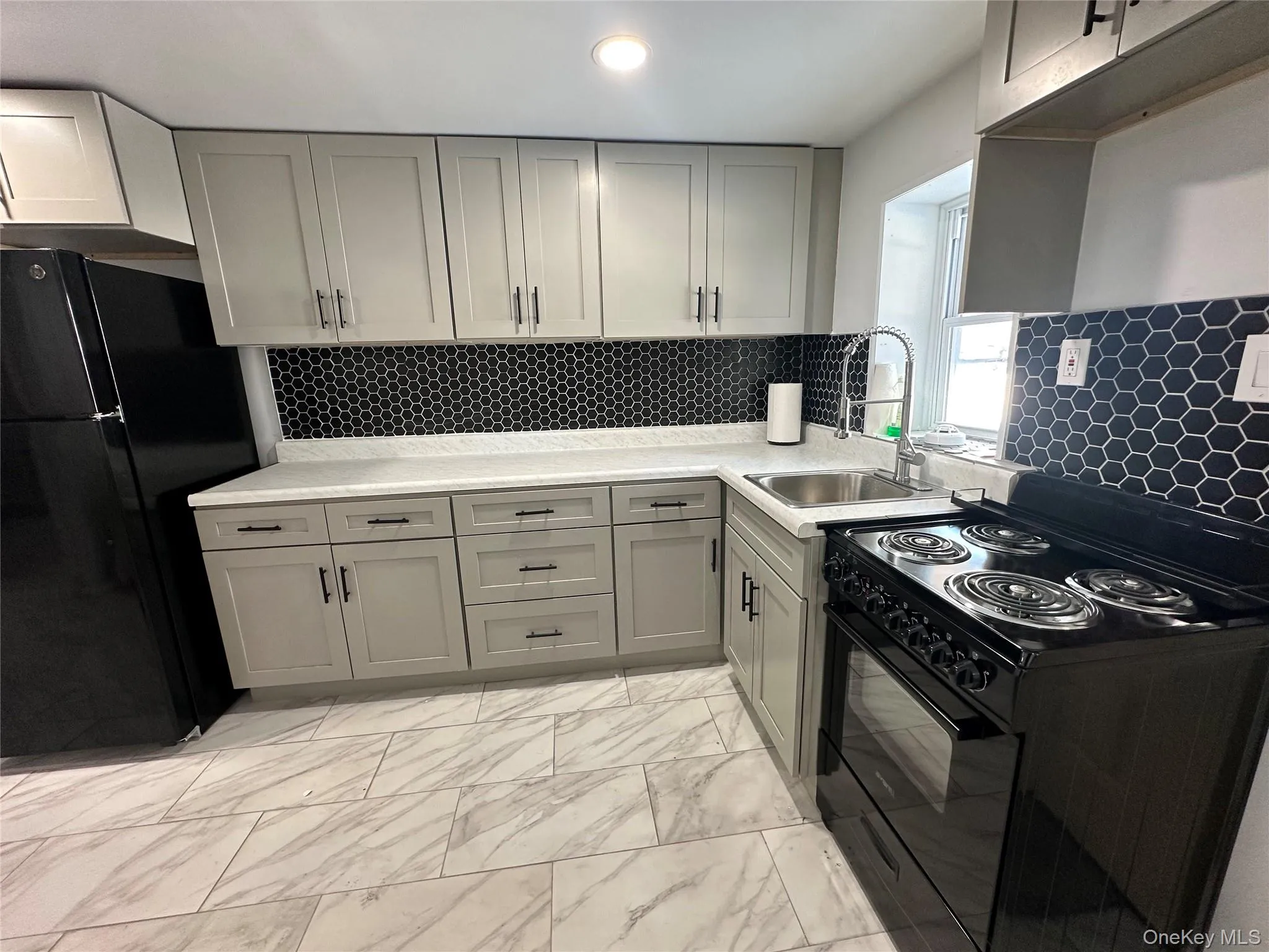 245 Glenhill Avenue, Yonkers, NY, 1 Bedroom Bedrooms, 3 Rooms Rooms,1 BathroomBathrooms,Residential Lease,For Rent,Glenhill,0,957328 245 Glenhill Avenue, Yonkers, NY, 1 Bedroom Bedrooms, 3 Rooms Rooms,1 BathroomBathrooms,Residential Lease,For Rent,Glenhill,0,957328