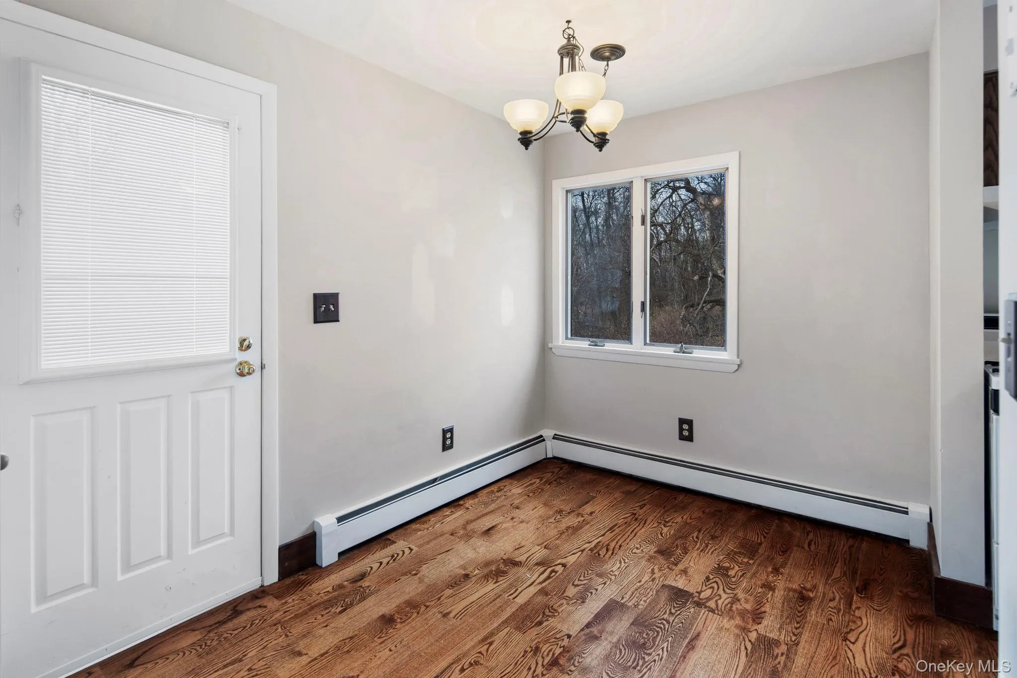 689 Mountain Road, Clarkstown, NY, 1 Bedroom Bedrooms, 4 Rooms Rooms,1 BathroomBathrooms,Residential Lease,For Rent,Mountain,0,957334 689 Mountain Road, Clarkstown, NY, 1 Bedroom Bedrooms, 4 Rooms Rooms,1 BathroomBathrooms,Residential Lease,For Rent,Mountain,0,957334