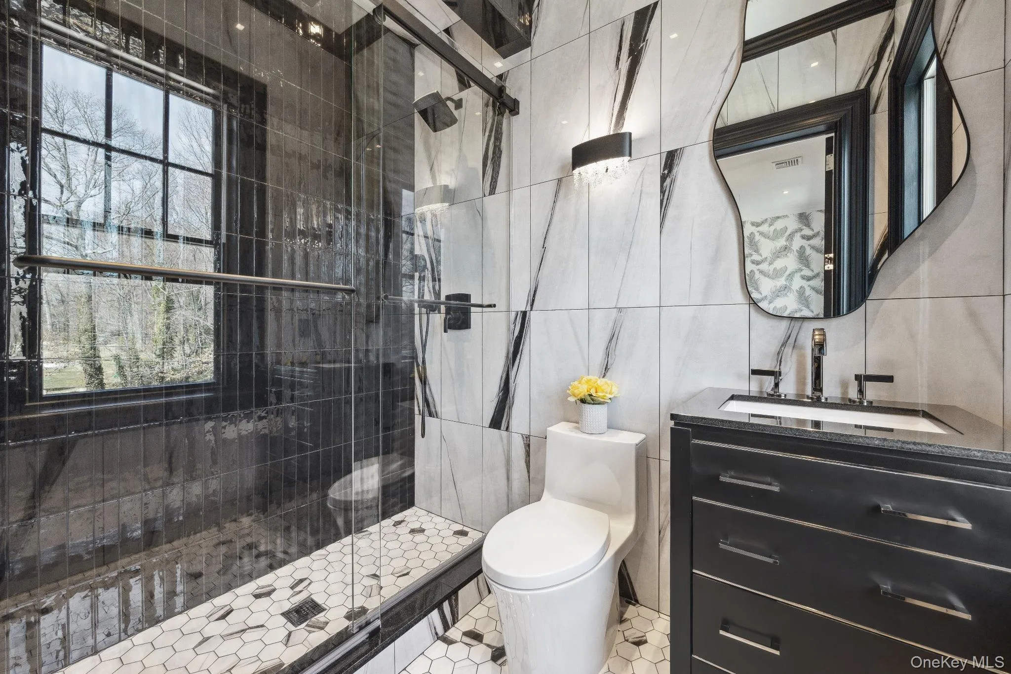 24 Landview Drive, Huntington, NY, 5 Bedrooms Bedrooms, 11 Rooms Rooms,6 BathroomsBathrooms,Residential,For Rent,Landview,0,957362 24 Landview Drive, Huntington, NY, 5 Bedrooms Bedrooms, 11 Rooms Rooms,6 BathroomsBathrooms,Residential,For Rent,Landview,0,957362