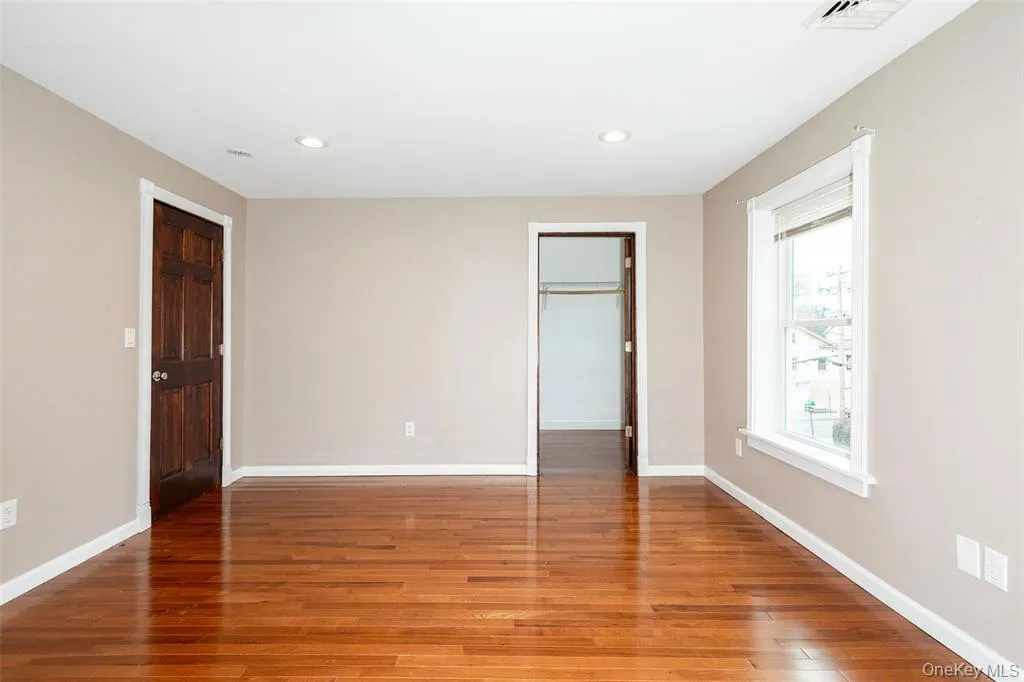 204 Mill Street, Poughkeepsie, NY, 3 Bedrooms Bedrooms, 6 Rooms Rooms,1 BathroomBathrooms,Residential Lease,For Rent,Mill,0,957365 204 Mill Street, Poughkeepsie, NY, 3 Bedrooms Bedrooms, 6 Rooms Rooms,1 BathroomBathrooms,Residential Lease,For Rent,Mill,0,957365