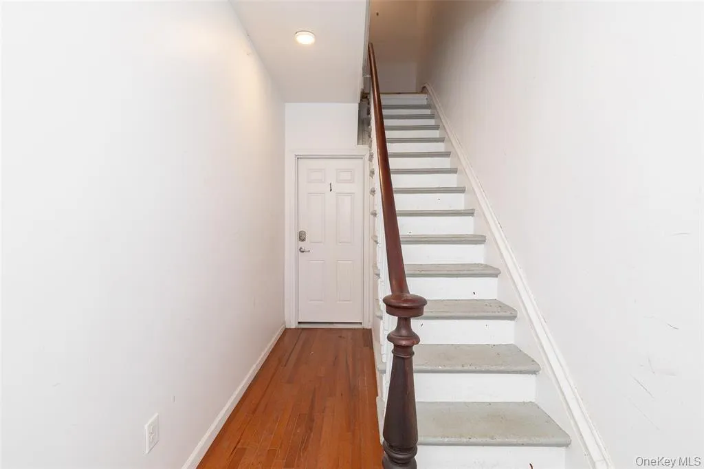 204 Mill Street, Poughkeepsie, NY, 3 Bedrooms Bedrooms, 6 Rooms Rooms,1 BathroomBathrooms,Residential Lease,For Rent,Mill,0,957365 204 Mill Street, Poughkeepsie, NY, 3 Bedrooms Bedrooms, 6 Rooms Rooms,1 BathroomBathrooms,Residential Lease,For Rent,Mill,0,957365