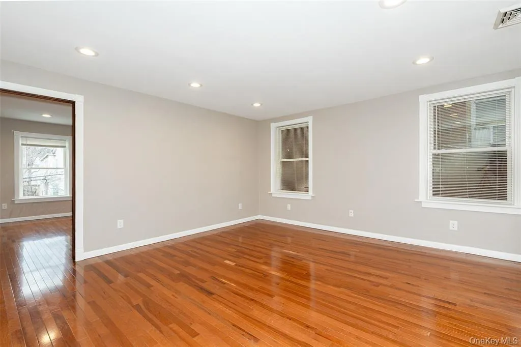 204 Mill Street, Poughkeepsie, NY, 3 Bedrooms Bedrooms, 6 Rooms Rooms,1 BathroomBathrooms,Residential Lease,For Rent,Mill,0,957365 204 Mill Street, Poughkeepsie, NY, 3 Bedrooms Bedrooms, 6 Rooms Rooms,1 BathroomBathrooms,Residential Lease,For Rent,Mill,0,957365