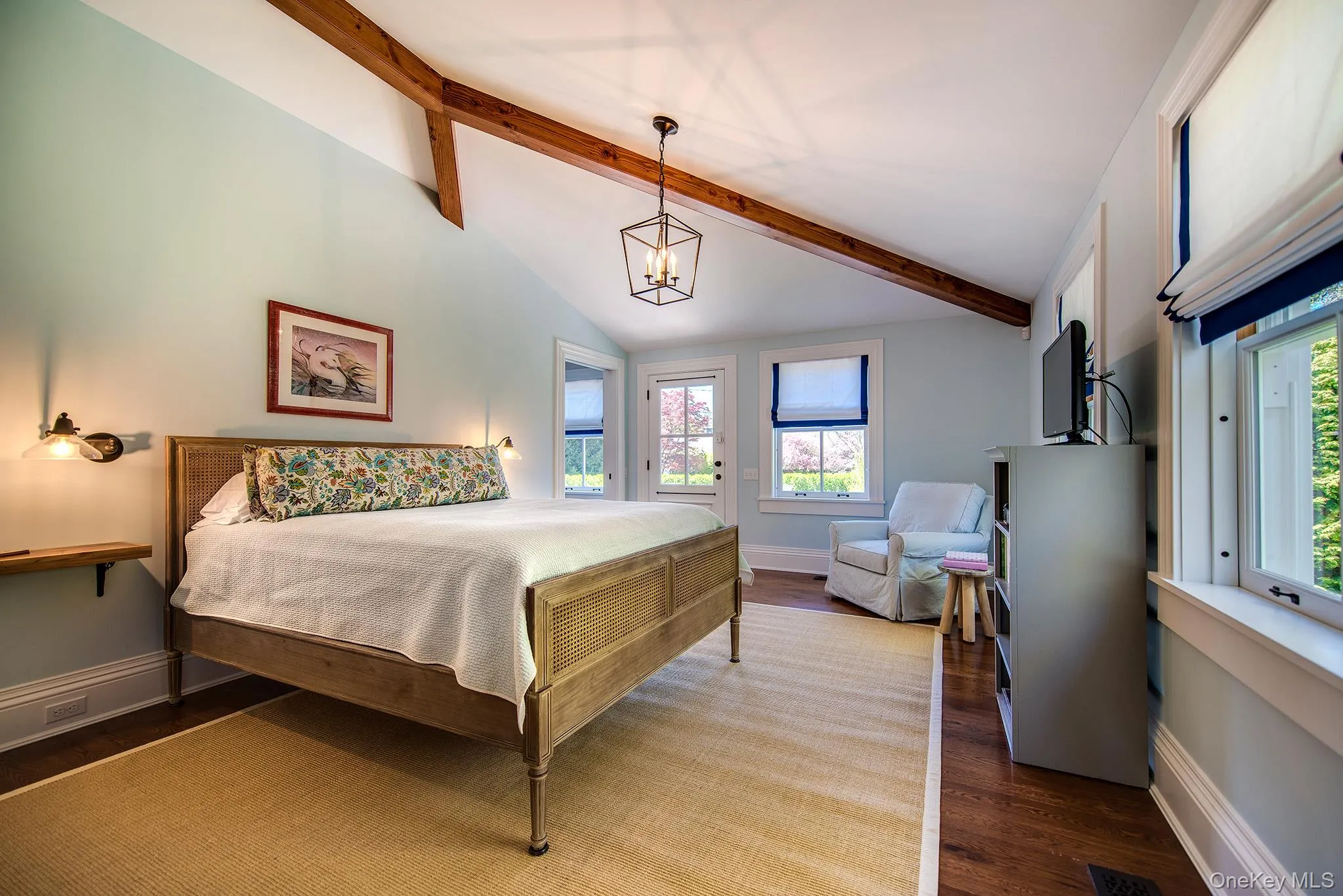First-Floor Primary Suite First-Floor Primary Suite