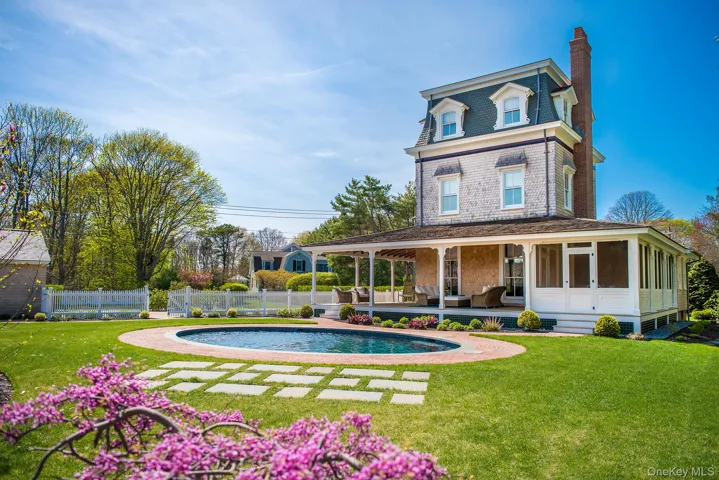 106 Old Depot Road, Quogue South