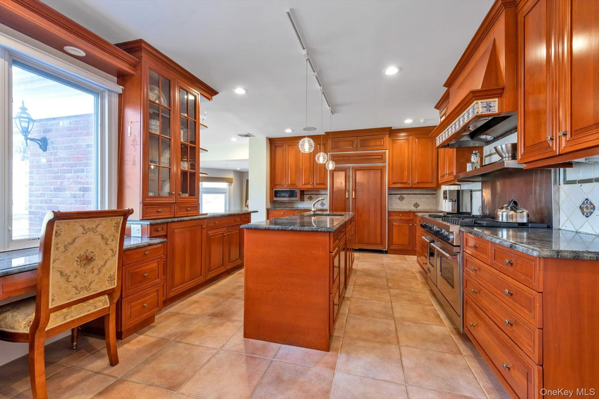 3 Barkers Point Road, North Hempstead, NY, 5 Bedrooms Bedrooms, 10 Rooms Rooms,4 BathroomsBathrooms,Residential Lease,For Rent,Barkers Point,0,957466 3 Barkers Point Road, North Hempstead, NY, 5 Bedrooms Bedrooms, 10 Rooms Rooms,4 BathroomsBathrooms,Residential Lease,For Rent,Barkers Point,0,957466