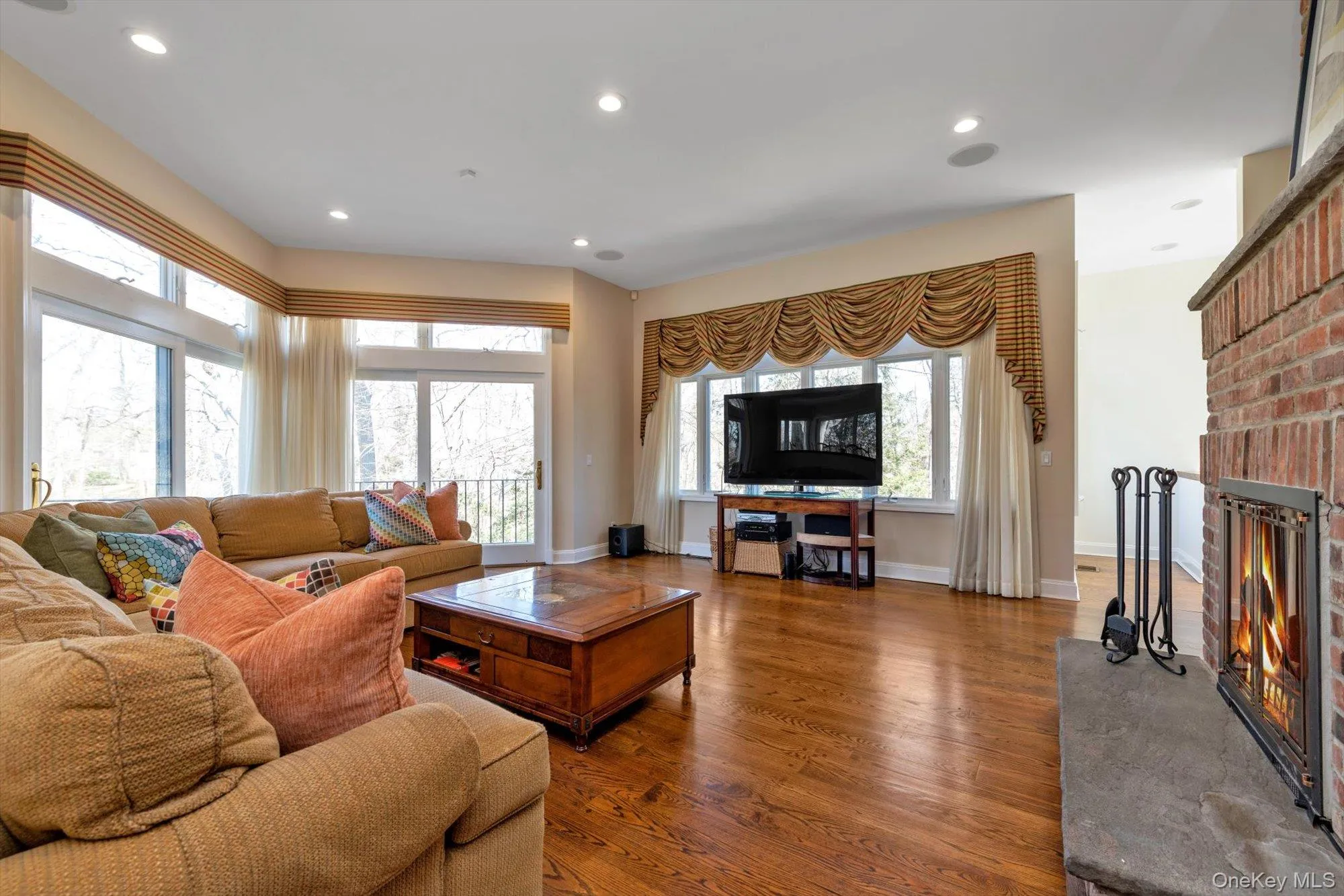 3 Barkers Point Road, North Hempstead, NY, 5 Bedrooms Bedrooms, 10 Rooms Rooms,4 BathroomsBathrooms,Residential Lease,For Rent,Barkers Point,0,957466 3 Barkers Point Road, North Hempstead, NY, 5 Bedrooms Bedrooms, 10 Rooms Rooms,4 BathroomsBathrooms,Residential Lease,For Rent,Barkers Point,0,957466