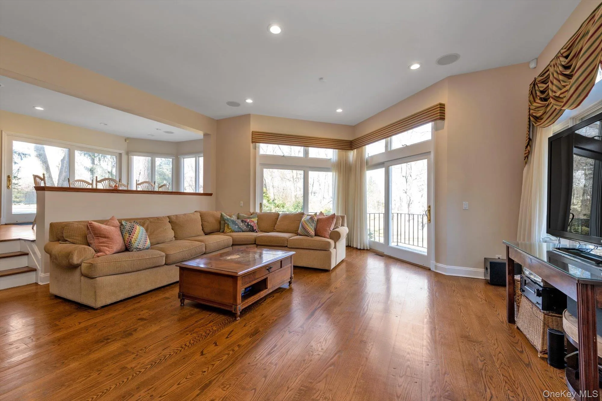 3 Barkers Point Road, North Hempstead, NY, 5 Bedrooms Bedrooms, 10 Rooms Rooms,4 BathroomsBathrooms,Residential Lease,For Rent,Barkers Point,0,957466 3 Barkers Point Road, North Hempstead, NY, 5 Bedrooms Bedrooms, 10 Rooms Rooms,4 BathroomsBathrooms,Residential Lease,For Rent,Barkers Point,0,957466