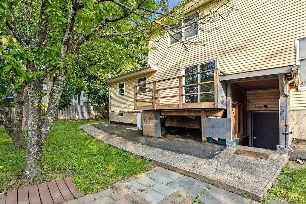 12 Gillis Avenue, Clarkstown, NY, 5 Bedrooms Bedrooms, 12 Rooms Rooms,3 BathroomsBathrooms,Residential,For Rent,Gillis,0,957476 12 Gillis Avenue, Clarkstown, NY, 5 Bedrooms Bedrooms, 12 Rooms Rooms,3 BathroomsBathrooms,Residential,For Rent,Gillis,0,957476