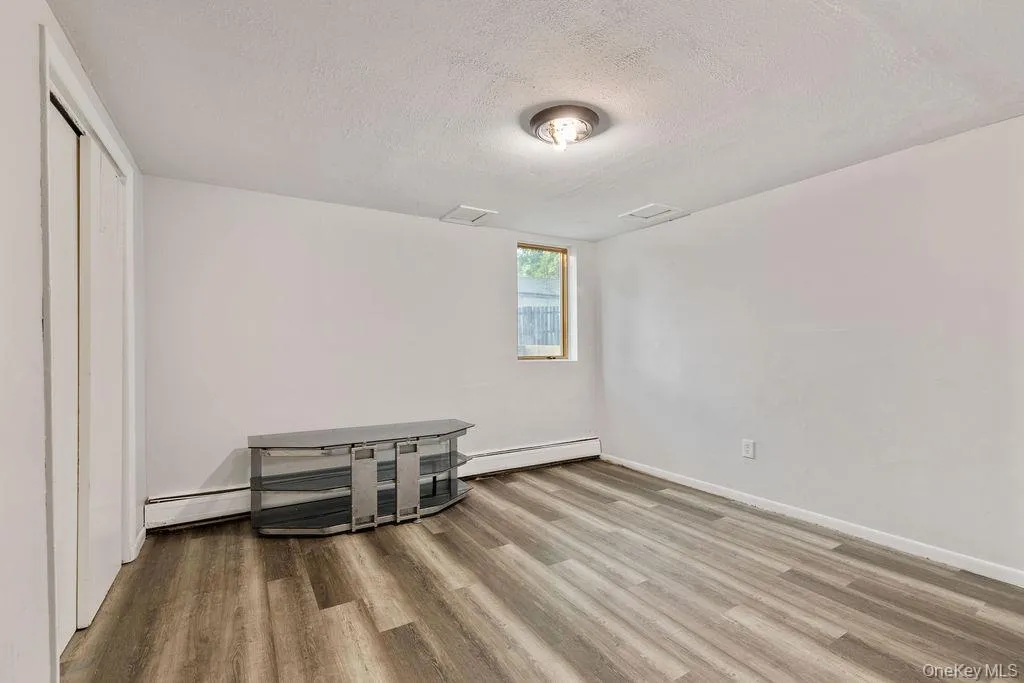 12 Gillis Avenue, Clarkstown, NY, 5 Bedrooms Bedrooms, 12 Rooms Rooms,3 BathroomsBathrooms,Residential,For Rent,Gillis,0,957476 12 Gillis Avenue, Clarkstown, NY, 5 Bedrooms Bedrooms, 12 Rooms Rooms,3 BathroomsBathrooms,Residential,For Rent,Gillis,0,957476
