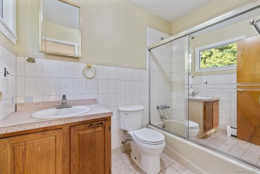 12 Gillis Avenue, Clarkstown, NY, 5 Bedrooms Bedrooms, 12 Rooms Rooms,3 BathroomsBathrooms,Residential,For Rent,Gillis,0,957476 12 Gillis Avenue, Clarkstown, NY, 5 Bedrooms Bedrooms, 12 Rooms Rooms,3 BathroomsBathrooms,Residential,For Rent,Gillis,0,957476