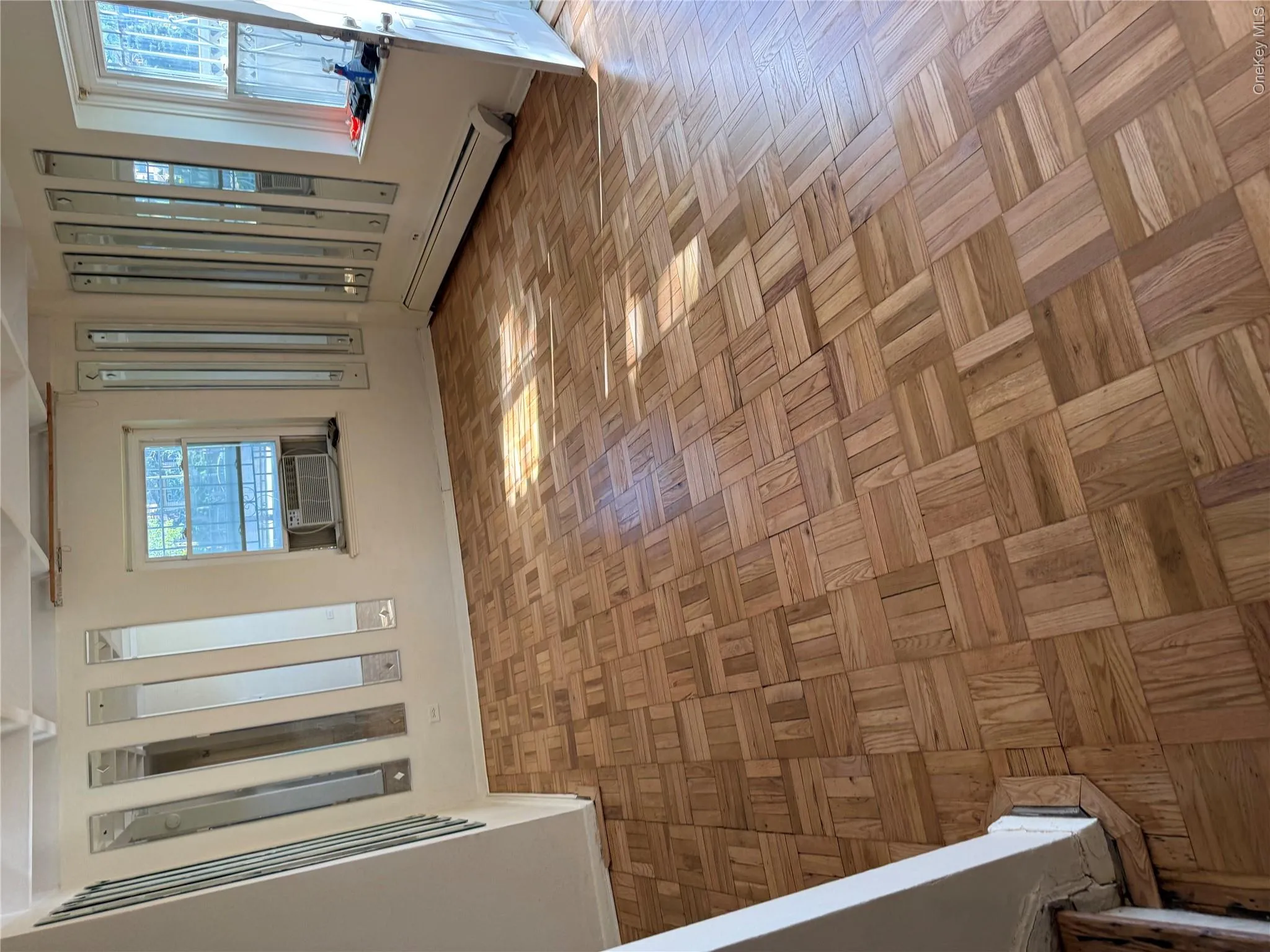 150 Grand Central Parkway, New York, NY, 2 Bedrooms Bedrooms, 4 Rooms Rooms,1 BathroomBathrooms,Residential,For Rent,Grand Central,0,957506 150 Grand Central Parkway, New York, NY, 2 Bedrooms Bedrooms, 4 Rooms Rooms,1 BathroomBathrooms,Residential,For Rent,Grand Central,0,957506