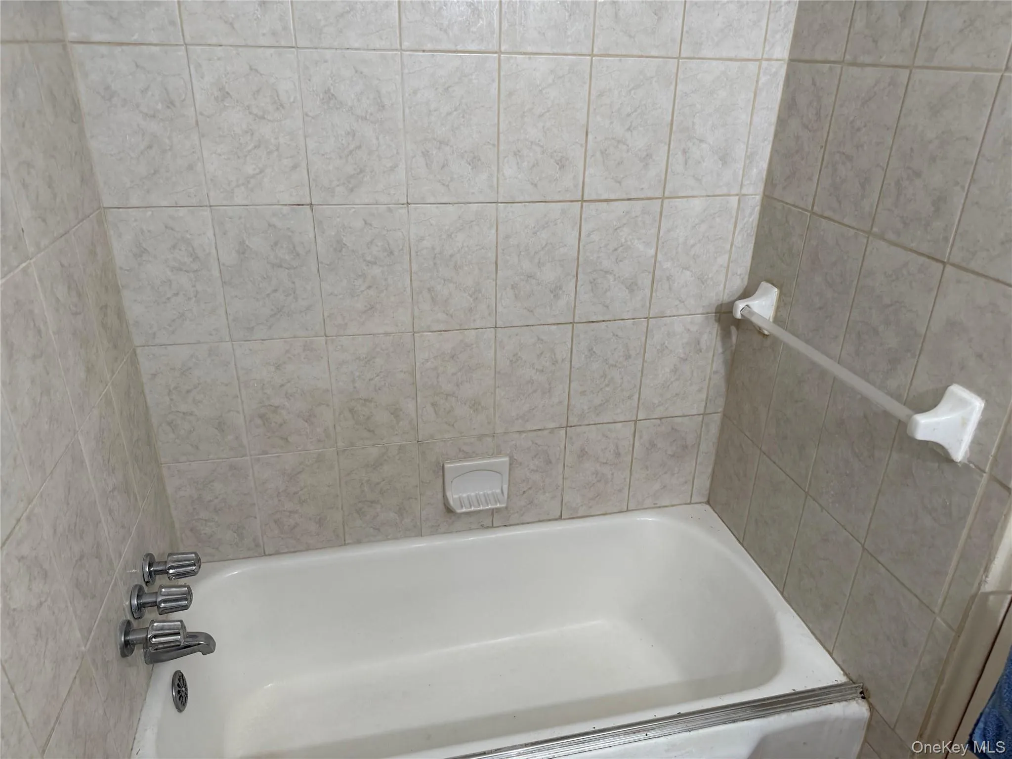 150 Grand Central Parkway, New York, NY, 2 Bedrooms Bedrooms, 4 Rooms Rooms,1 BathroomBathrooms,Residential,For Rent,Grand Central,0,957506 150 Grand Central Parkway, New York, NY, 2 Bedrooms Bedrooms, 4 Rooms Rooms,1 BathroomBathrooms,Residential,For Rent,Grand Central,0,957506